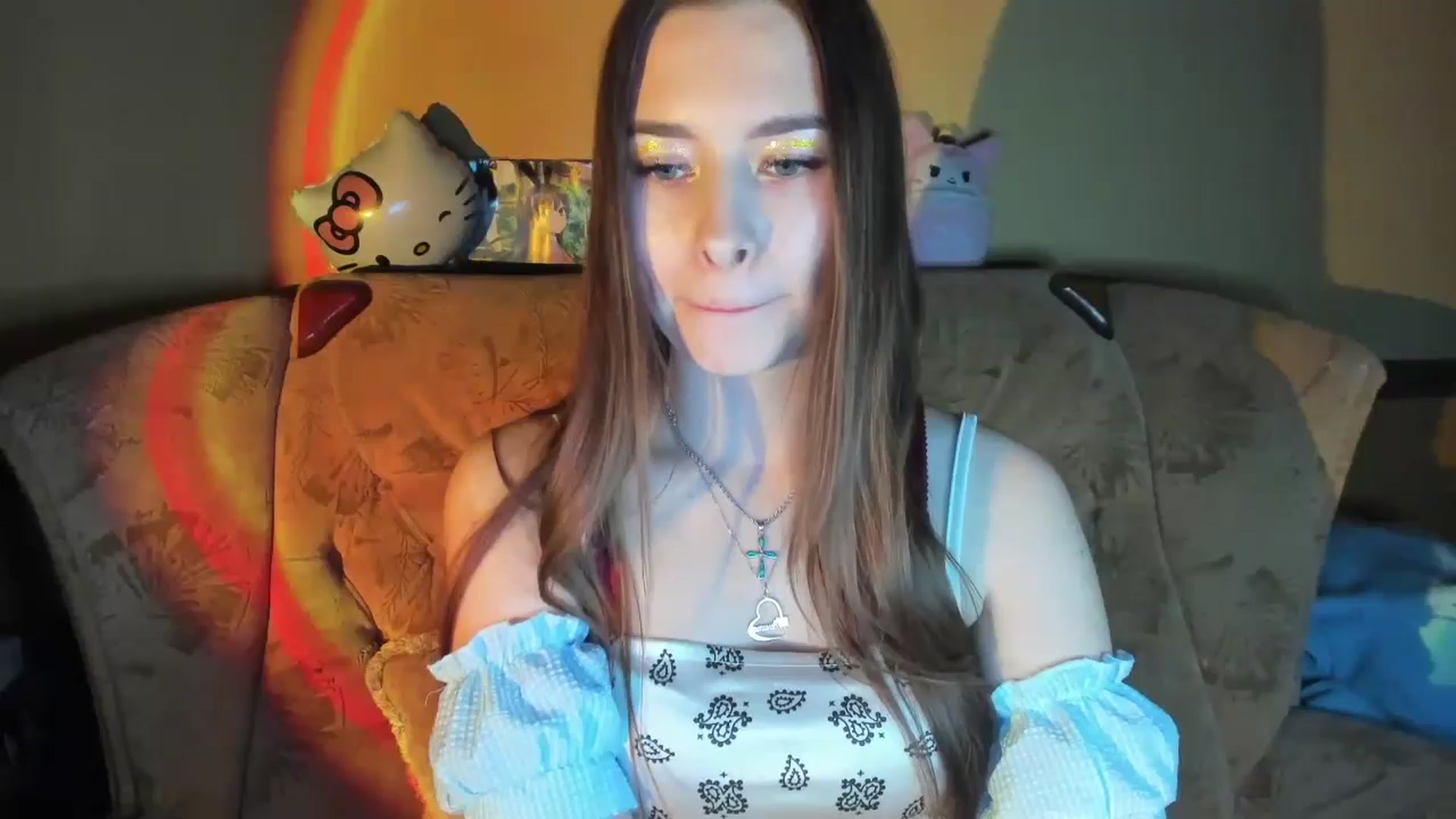 Gallery image thumbnail from DiscoGirl's myfreecams stream on, 01/04/2025, 16:33 image 10 of 20