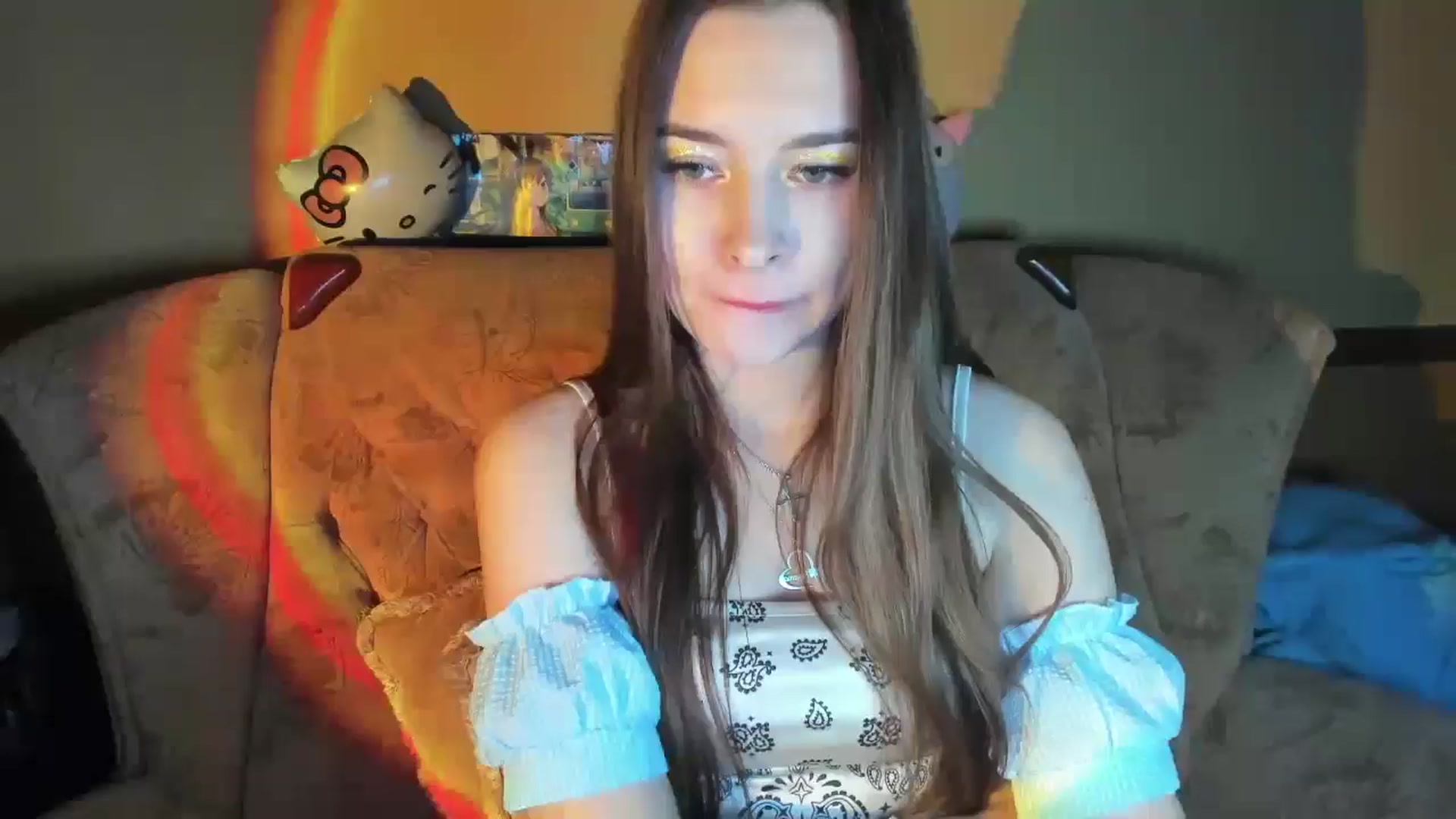 Gallery image thumbnail from DiscoGirl's myfreecams stream on, 01/04/2025, 16:33 image 17 of 20