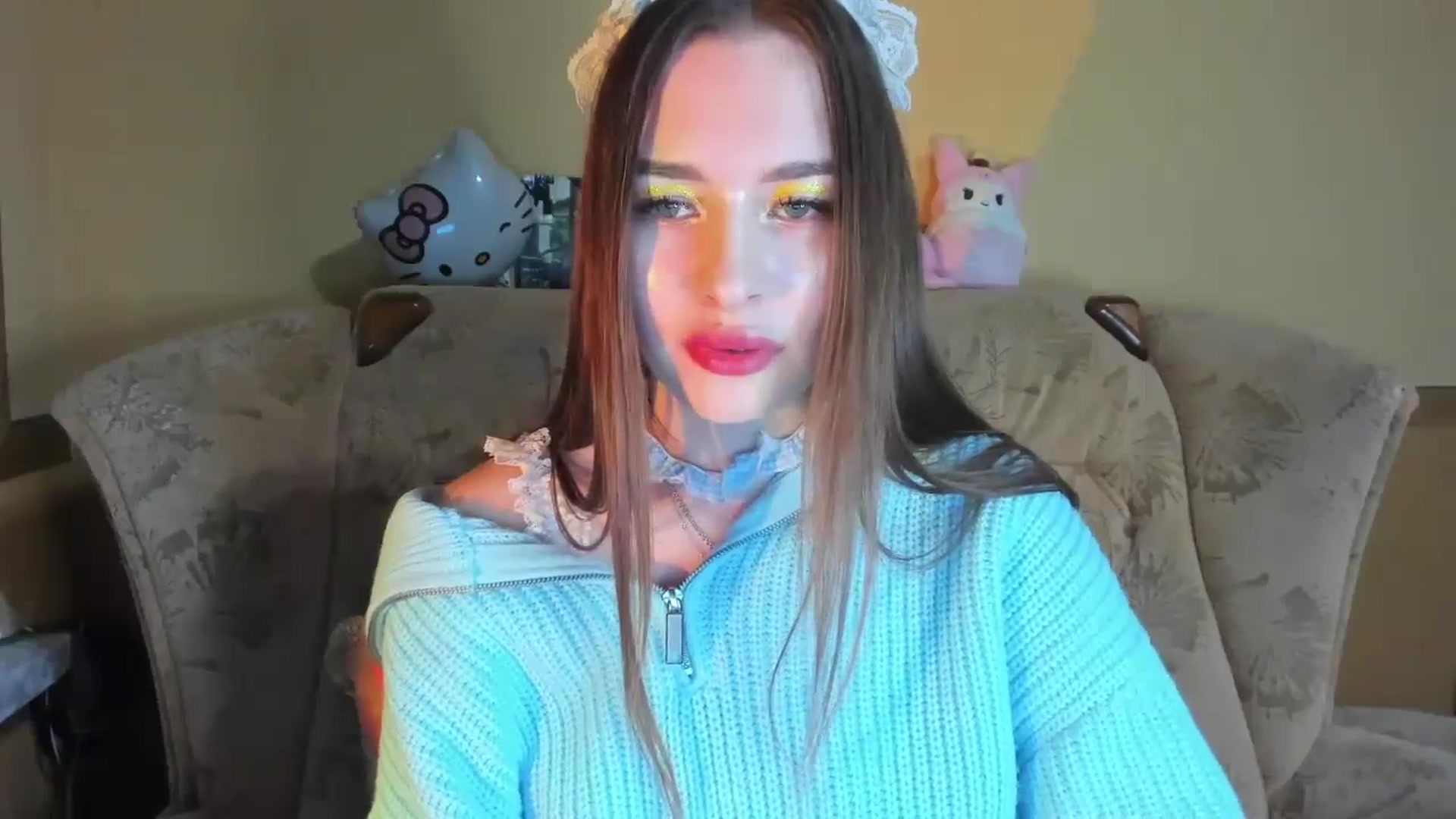 Gallery image thumbnail from DiscoGirl's myfreecams stream on, 01/06/2025, 16:37 image 16 of 20