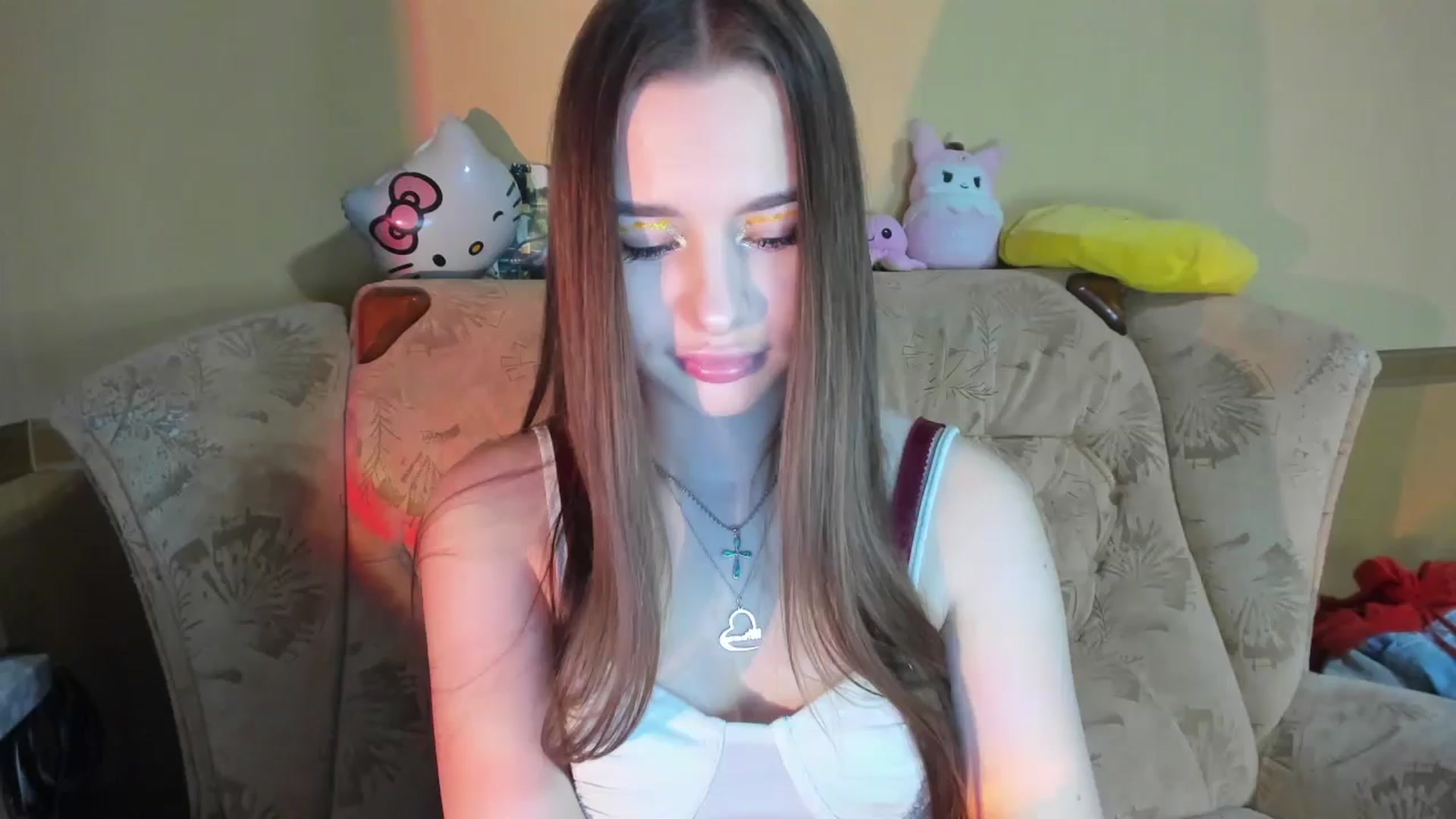Gallery image thumbnail from DiscoGirl's myfreecams stream on, 01/08/2025, 17:10 image 6 of 20