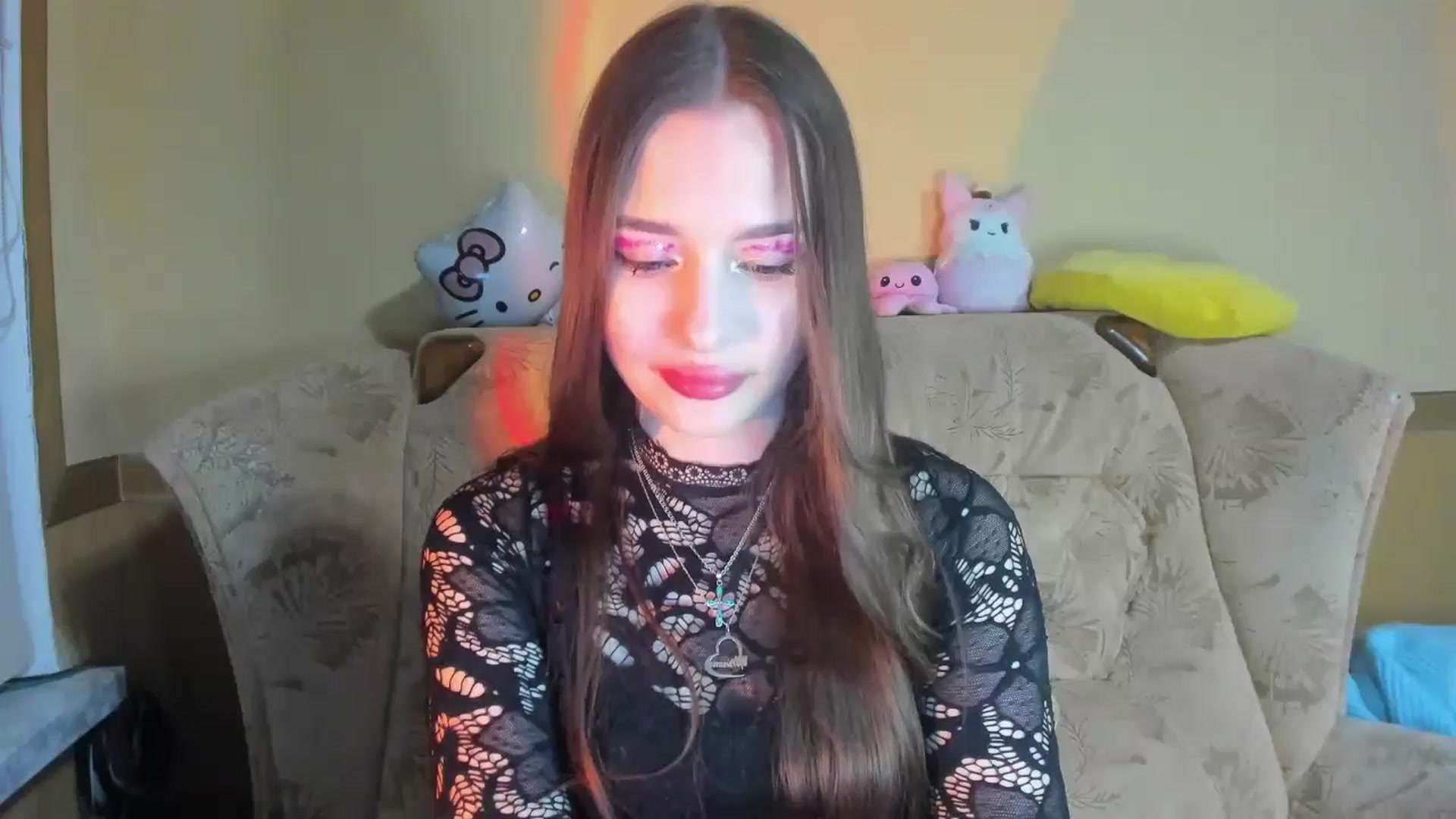 Gallery image thumbnail from DiscoGirl's myfreecams stream on, 01/10/2025, 16:20 image 12 of 20