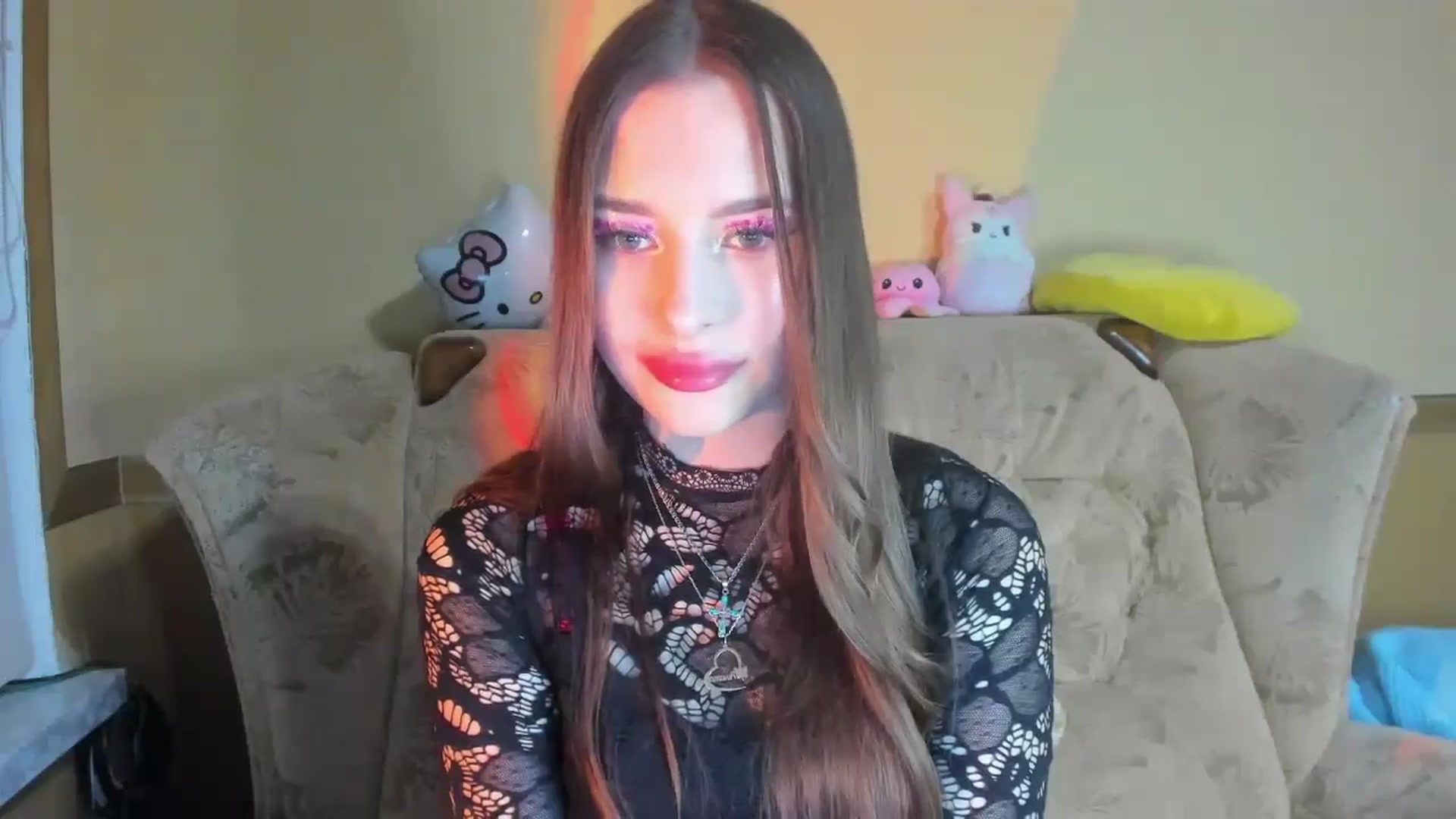 Gallery image thumbnail from DiscoGirl's myfreecams stream on, 01/10/2025, 16:20 image 15 of 20