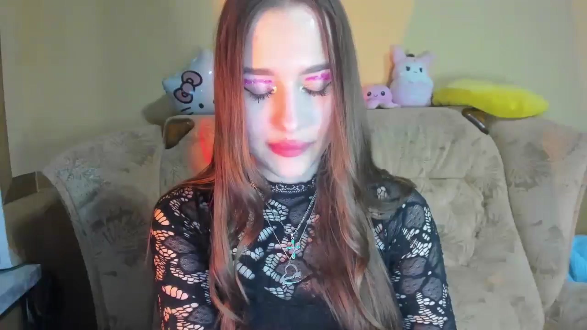 Gallery image thumbnail from DiscoGirl's myfreecams stream on, 01/10/2025, 17:22 image 1 of 20