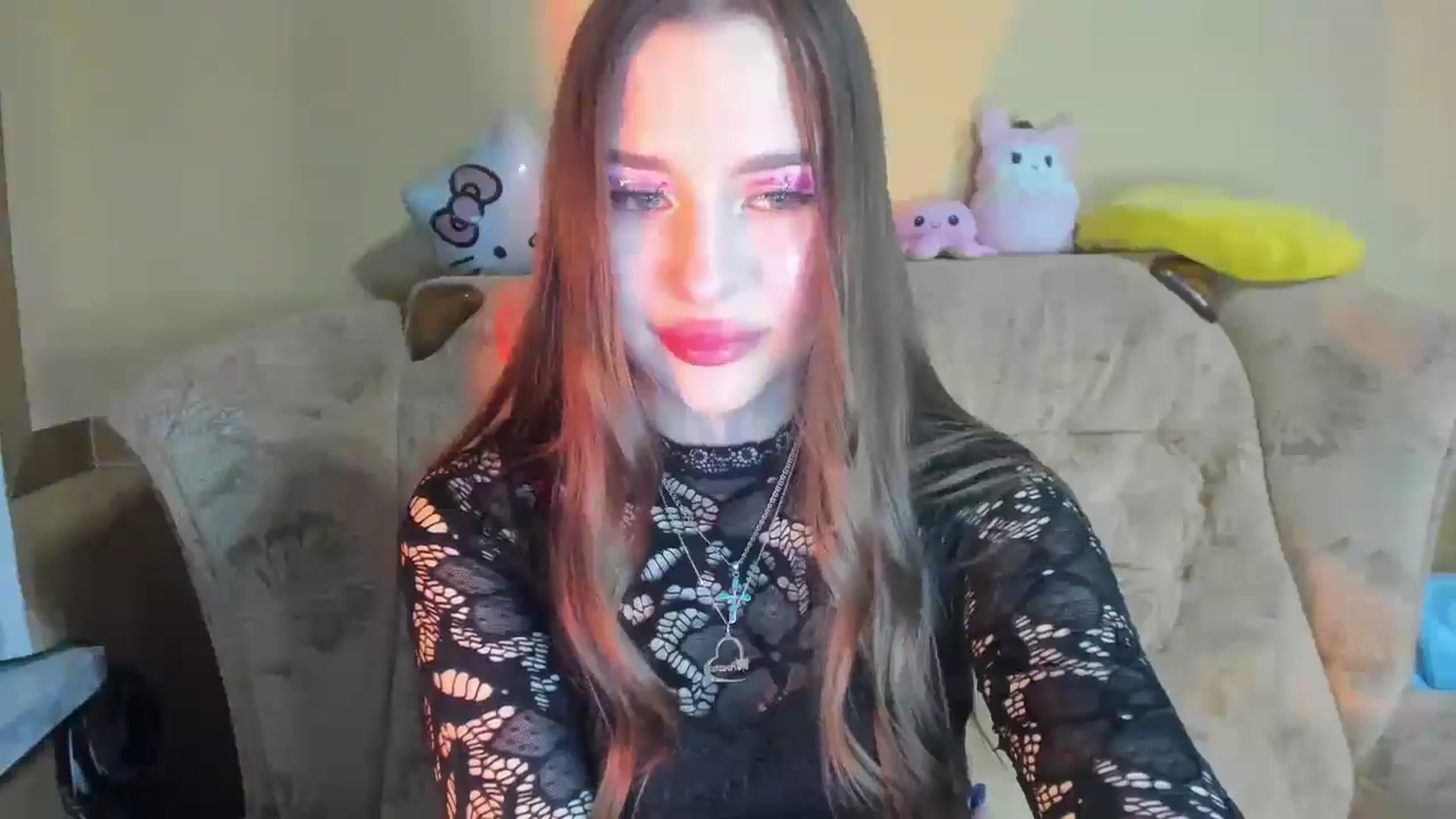 Gallery image thumbnail from DiscoGirl's myfreecams stream on, 01/10/2025, 17:22 image 13 of 20