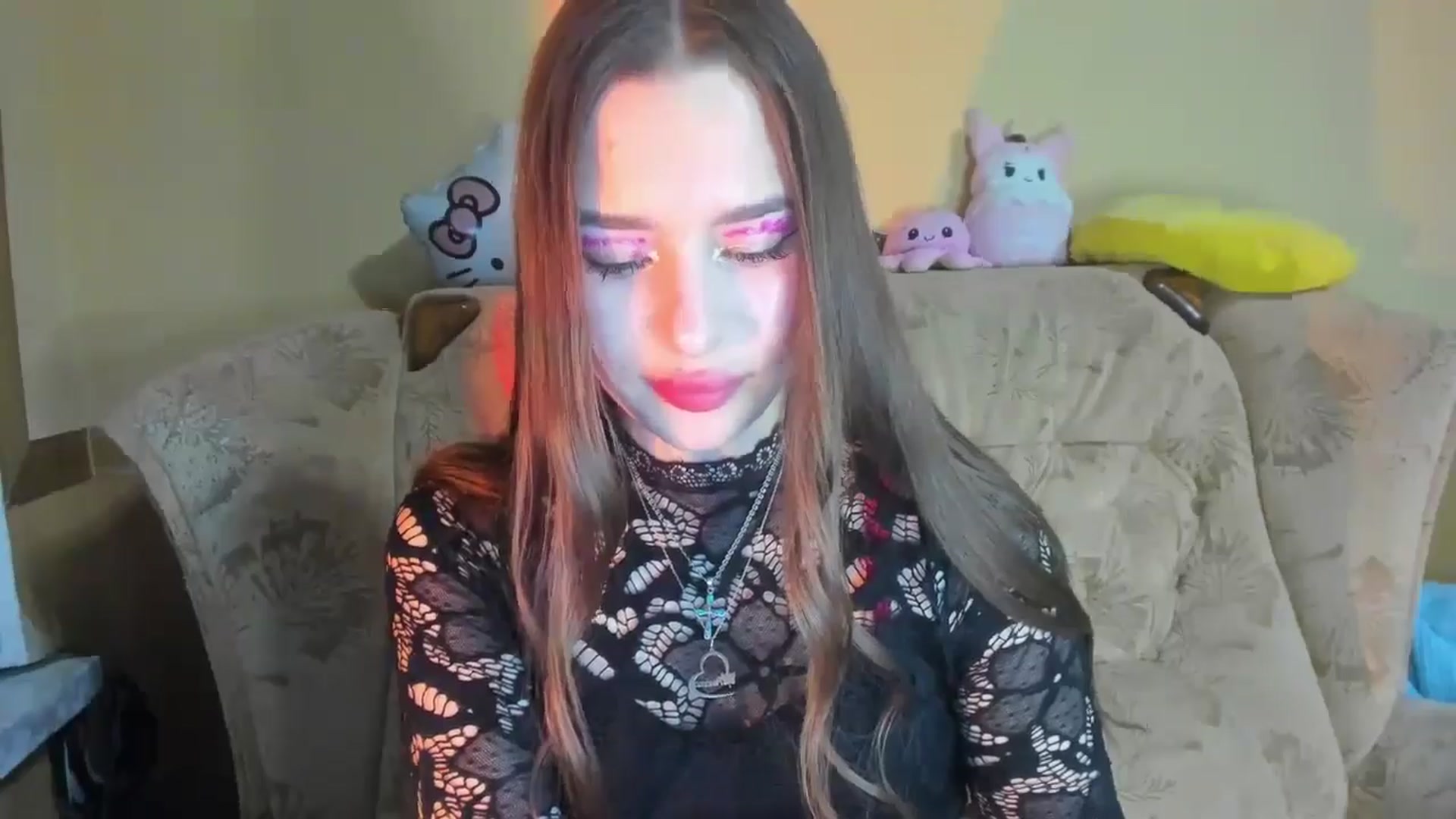 Gallery image thumbnail from DiscoGirl's myfreecams stream on, 01/10/2025, 17:22 image 9 of 20