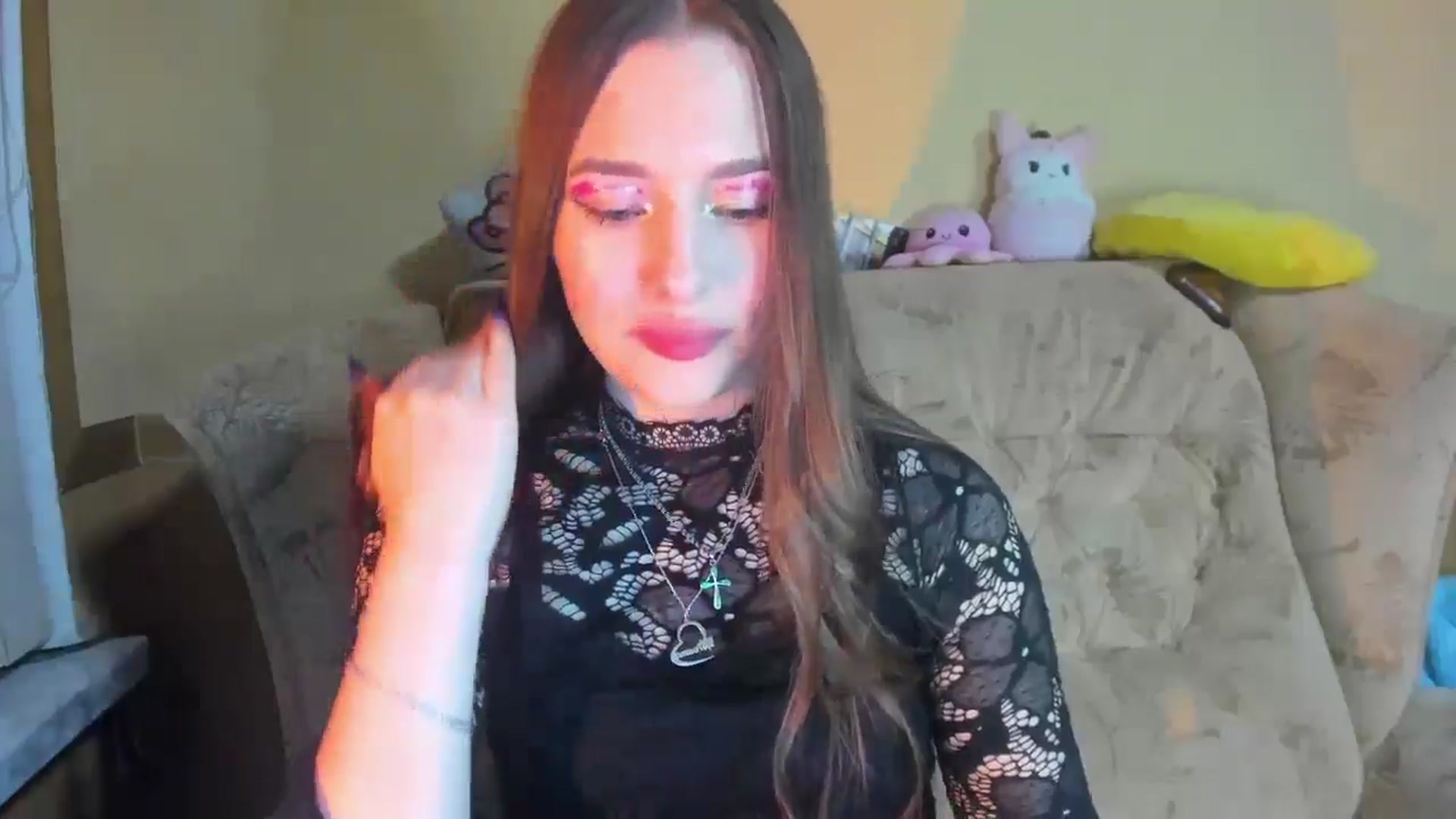 Gallery image thumbnail from DiscoGirl's myfreecams stream on, 01/10/2025, 18:21 image 5 of 20