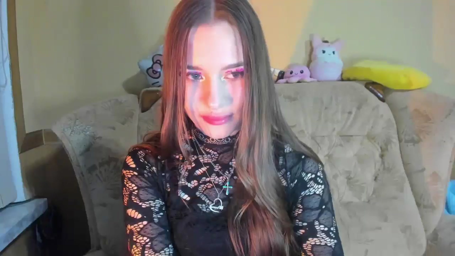 Gallery image thumbnail from DiscoGirl's myfreecams stream on, 01/10/2025, 18:21 image 19 of 20