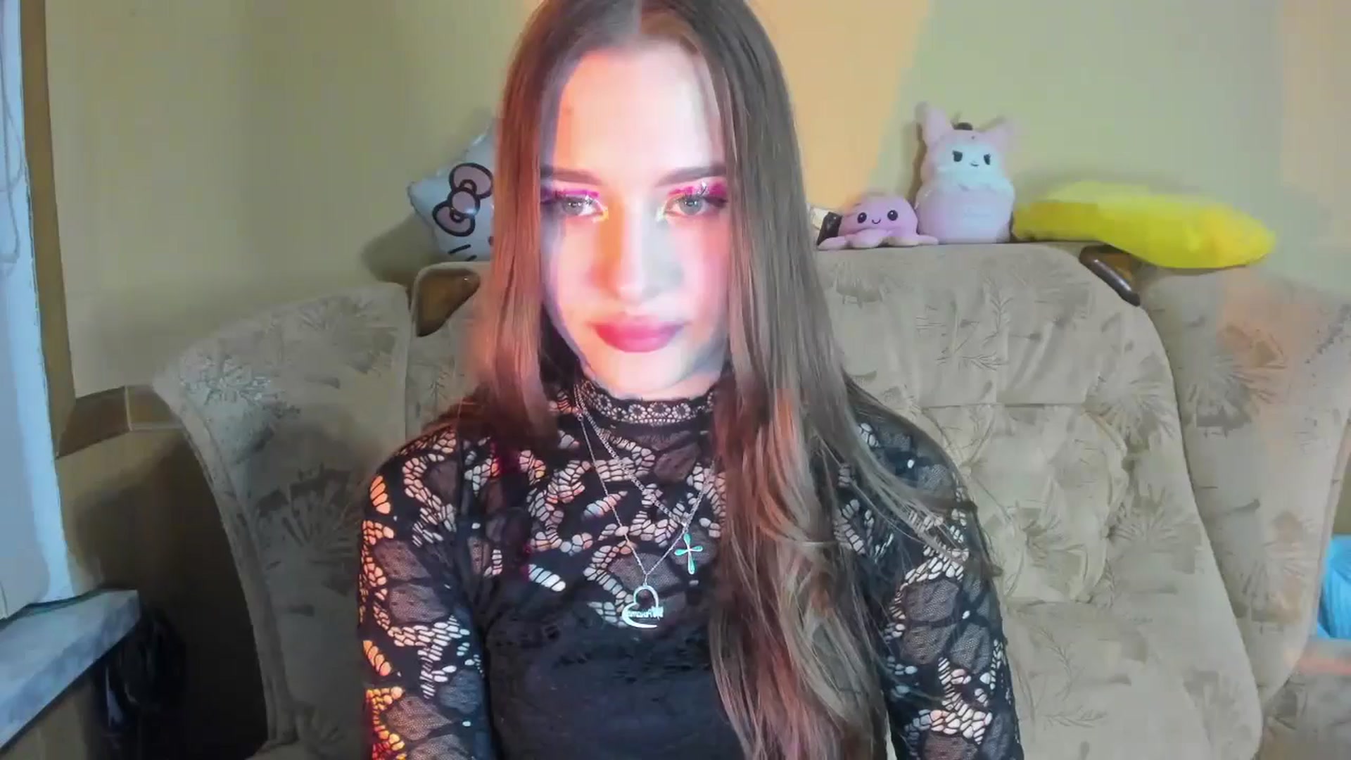Gallery image thumbnail from DiscoGirl's myfreecams stream on, 01/10/2025, 18:21 image 15 of 20