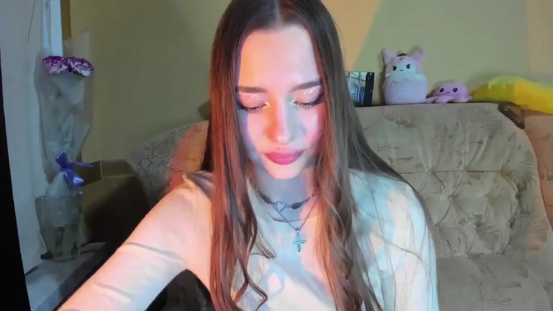 Gallery image thumbnail from DiscoGirl's myfreecams stream on, 01/16/2025, 16:47 image 17 of 20