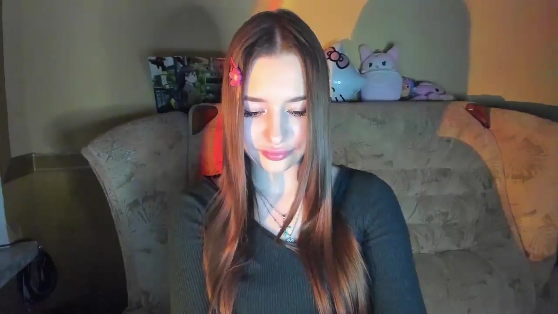 Gallery image thumbnail from DiscoGirl's myfreecams stream on, 02/19/2025, 19:03 image 6 of 20