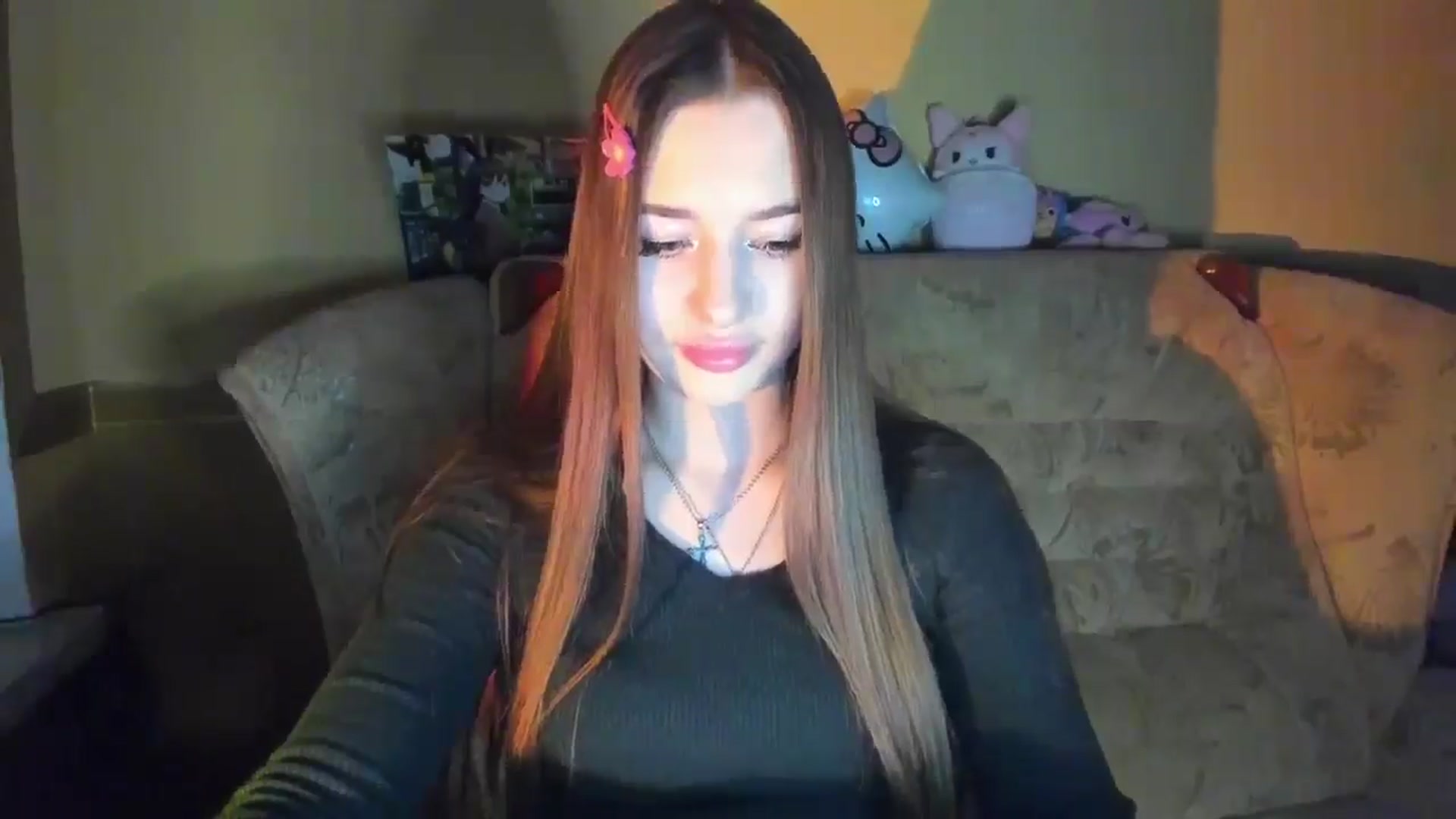 Gallery image thumbnail from DiscoGirl's myfreecams stream on, 02/19/2025, 19:03 image 2 of 20