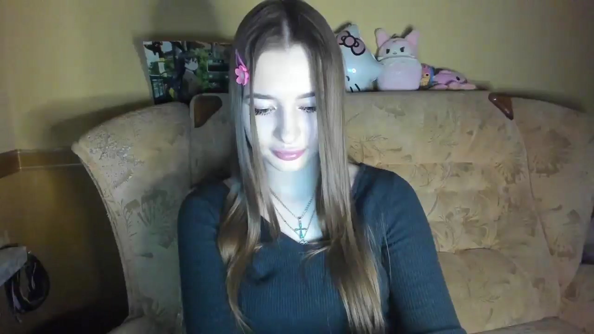 Gallery image thumbnail from DiscoGirl's myfreecams stream on, 02/19/2025, 19:03 image 17 of 20