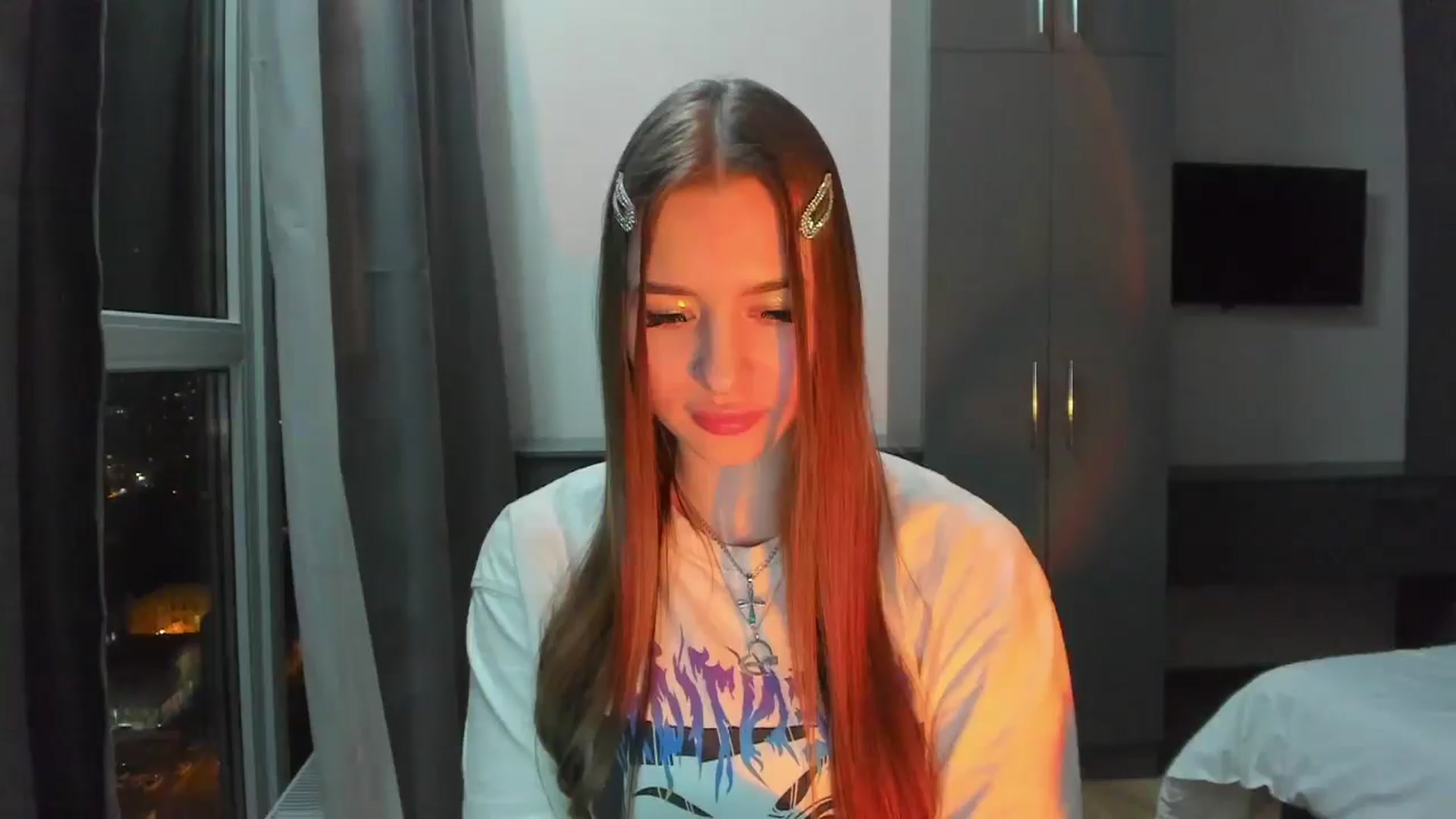 Gallery image thumbnail from DiscoGirl's myfreecams stream on, 03/10/2025, 18:12 image 6 of 20