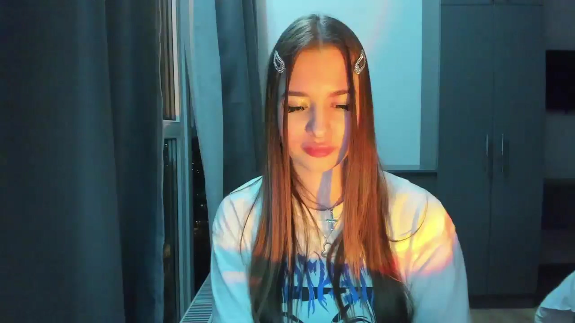 Gallery image thumbnail from DiscoGirl's myfreecams stream on, 03/10/2025, 18:36 image 10 of 20