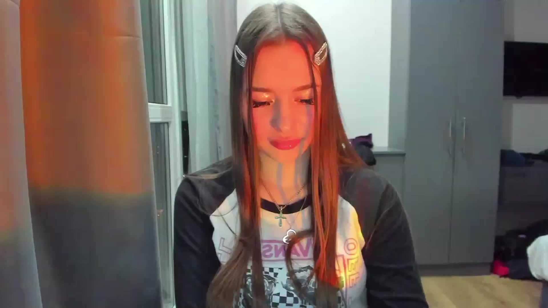 Gallery image thumbnail from DiscoGirl's myfreecams stream on, 03/13/2025, 18:15 image 15 of 20
