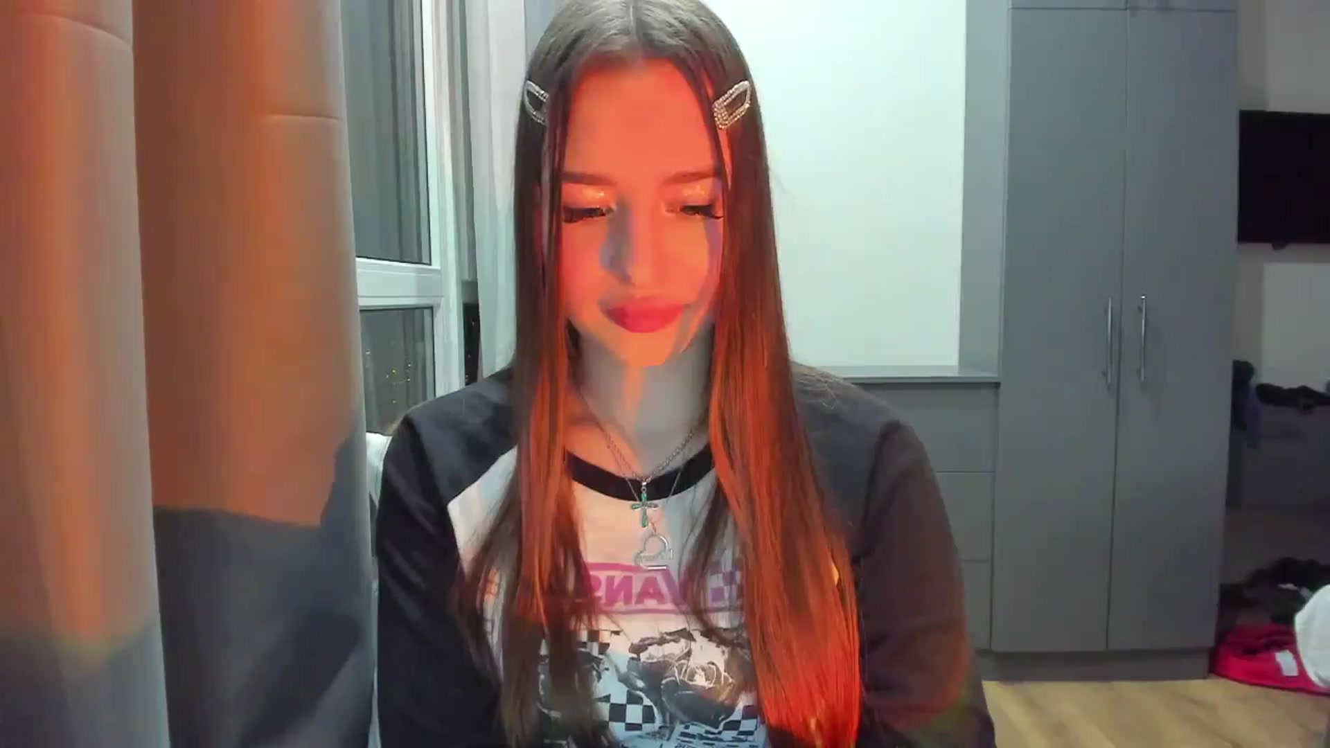 Gallery image thumbnail from DiscoGirl's myfreecams stream on, 03/13/2025, 19:01 image 17 of 20