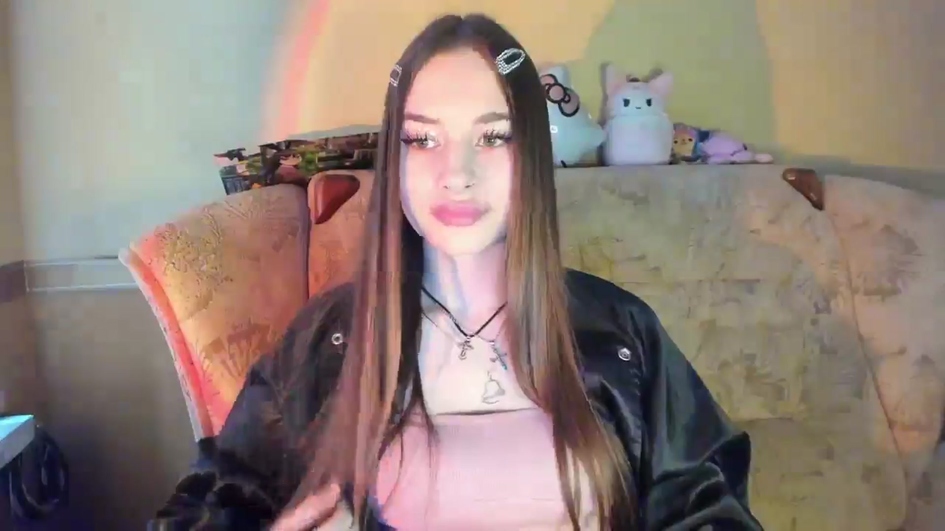 Gallery image thumbnail from DiscoGirl's myfreecams stream on, 03/21/2025, 16:16 image 5 of 20