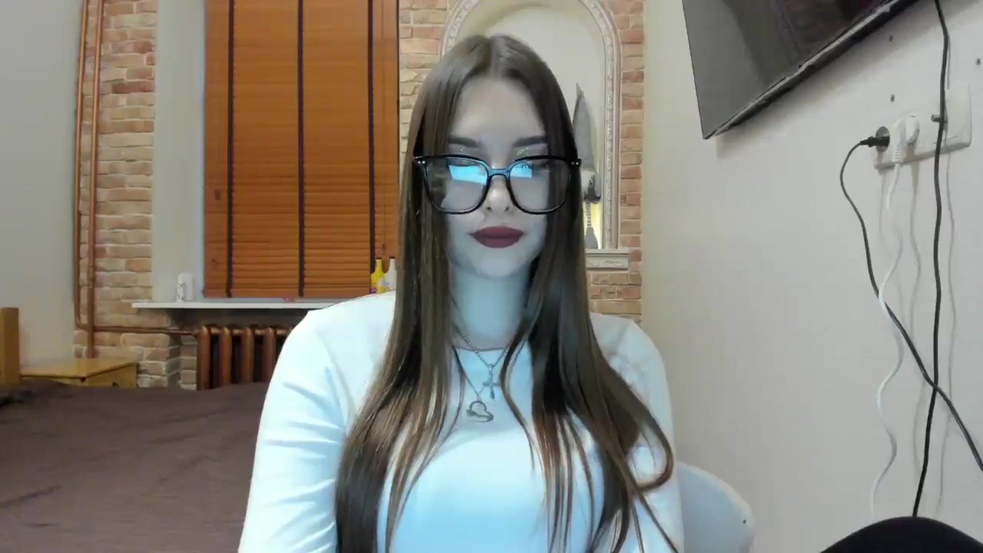 Gallery image thumbnail from DiscoGirl's myfreecams stream on, 04/03/2025, 15:25 image 17 of 20