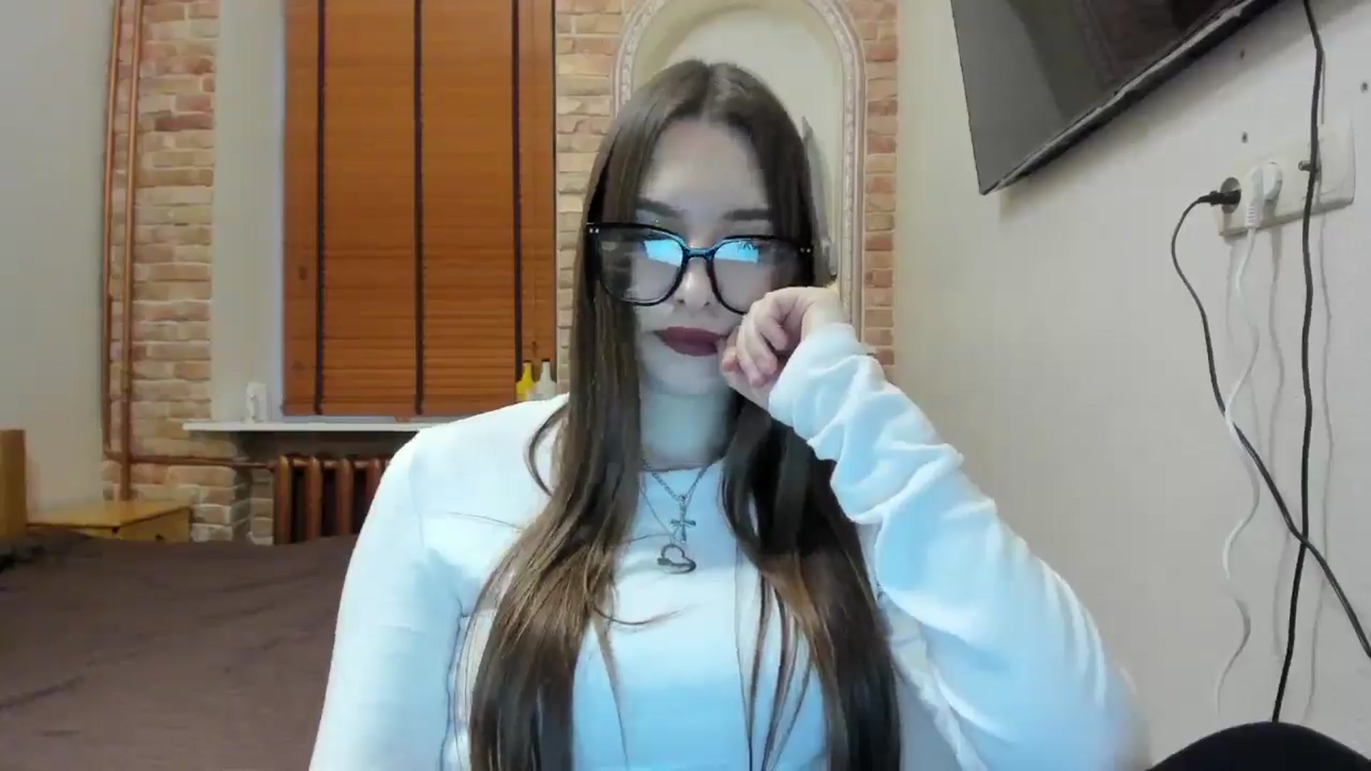 Gallery image thumbnail from DiscoGirl's myfreecams stream on, 04/03/2025, 15:25 image 18 of 20