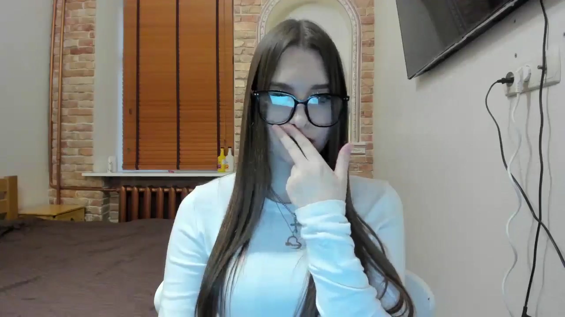 Gallery image thumbnail from DiscoGirl's myfreecams stream on, 04/03/2025, 15:25 image 6 of 20