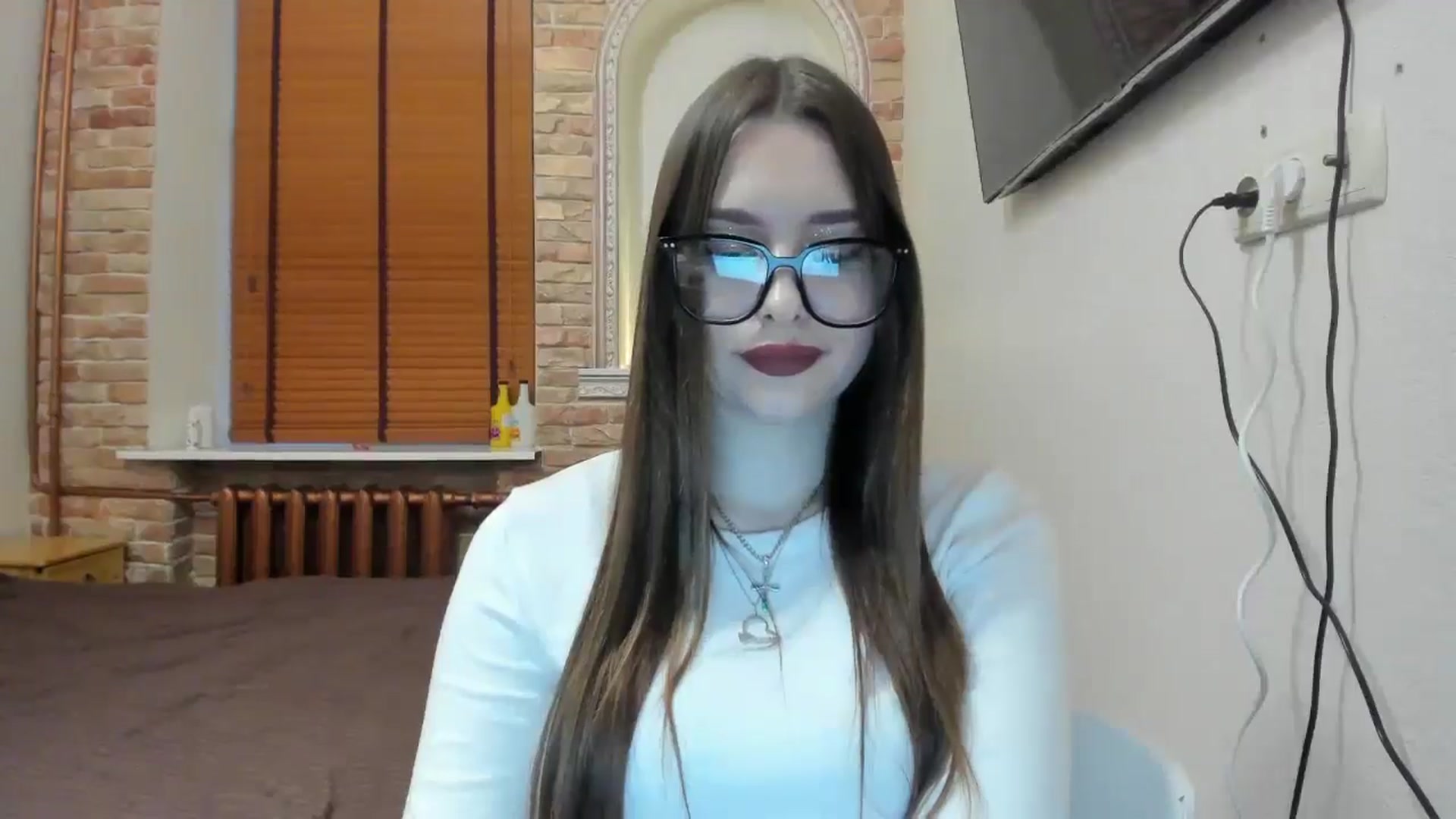 Gallery image thumbnail from DiscoGirl's myfreecams stream on, 04/03/2025, 15:56 image 2 of 20