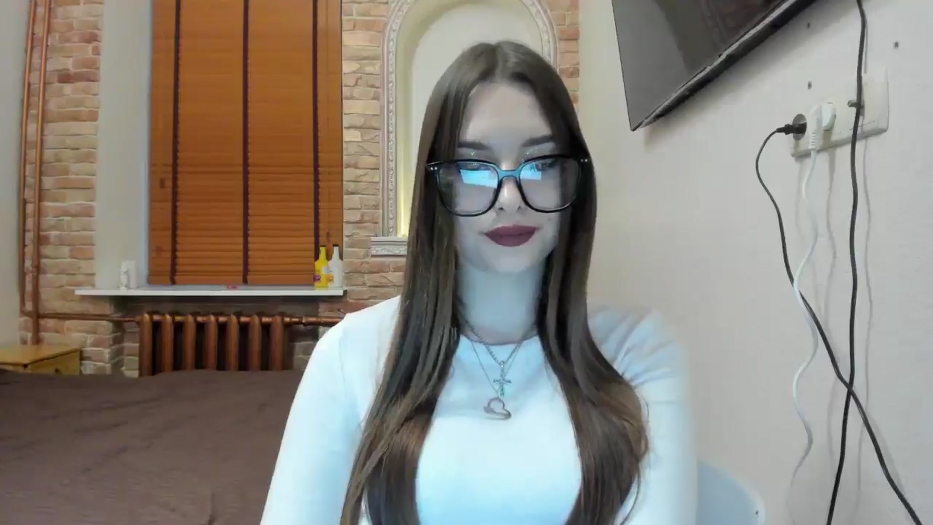 Gallery image thumbnail from DiscoGirl's myfreecams stream on, 04/03/2025, 15:56 image 13 of 20