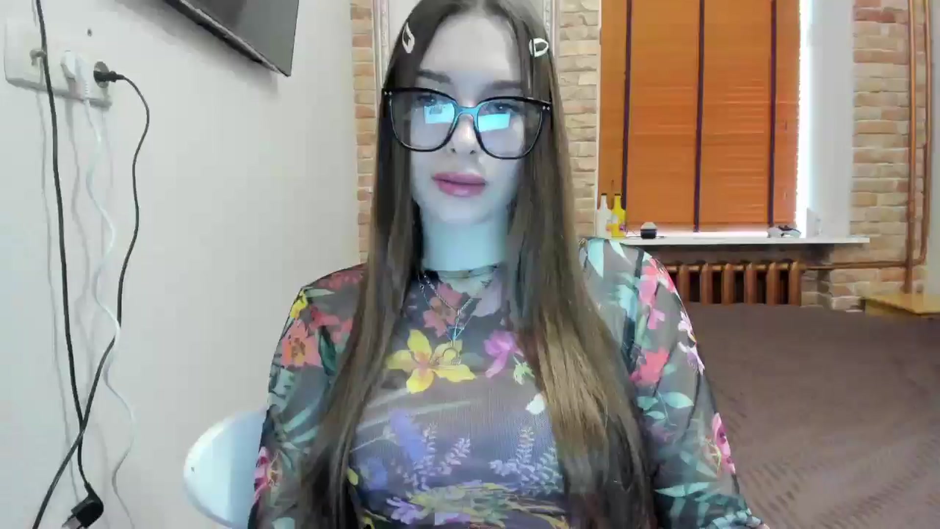 Gallery image thumbnail from DiscoGirl's myfreecams stream on, 04/04/2025, 12:53 image 1 of 20