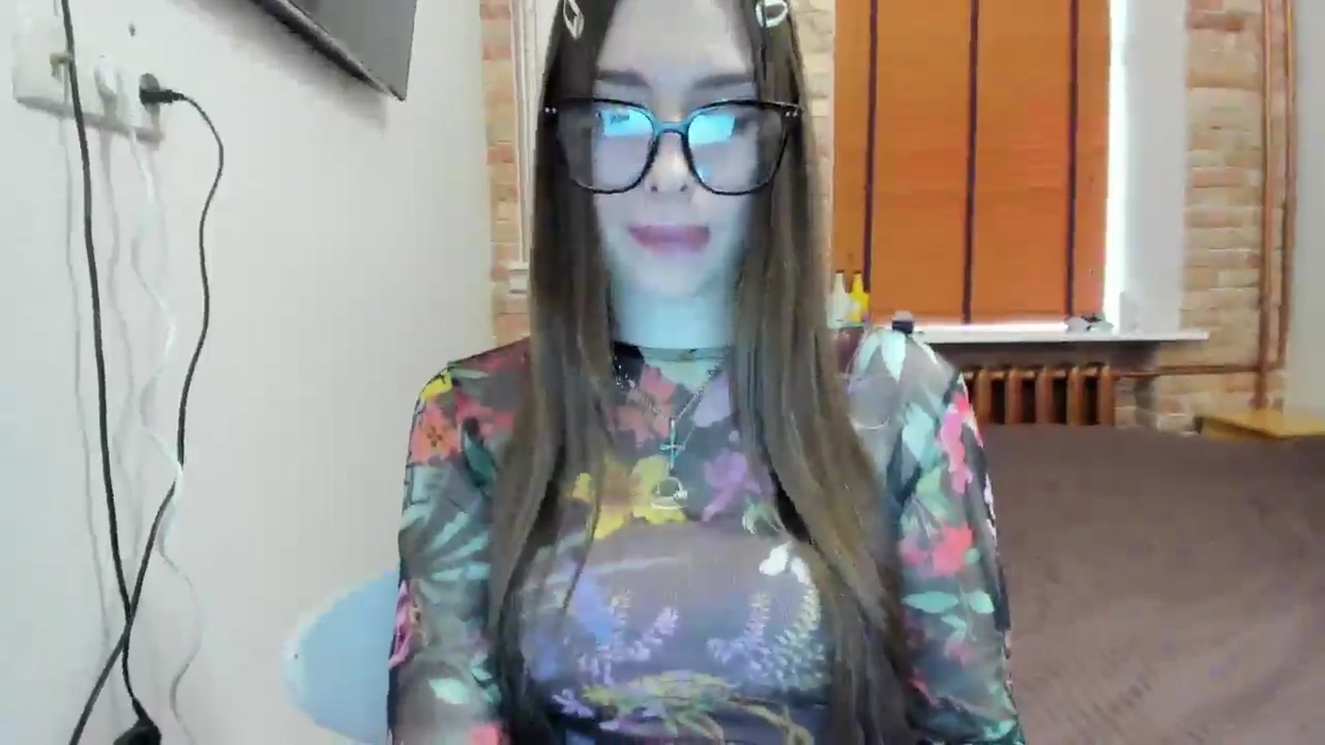Gallery image thumbnail from DiscoGirl's myfreecams stream on, 04/04/2025, 12:53 image 3 of 20