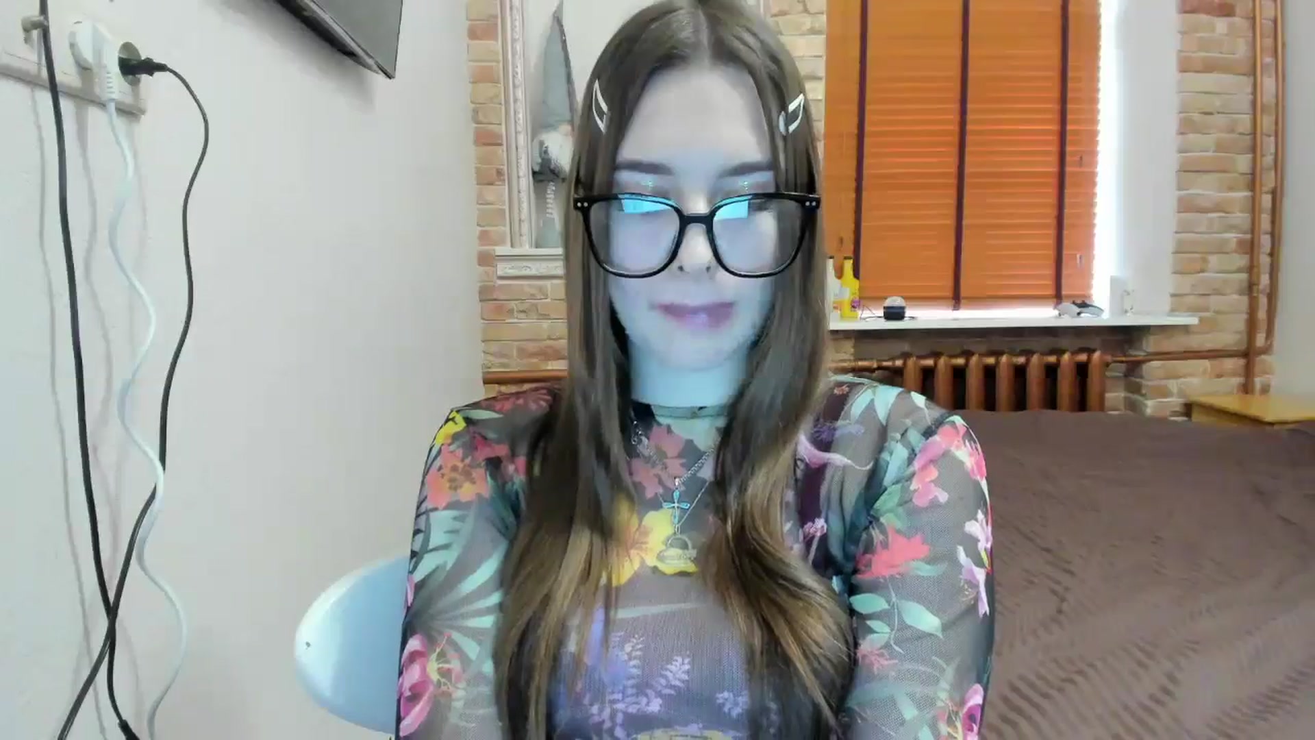 Gallery image thumbnail from DiscoGirl's myfreecams stream on, 04/04/2025, 12:53 image 14 of 20