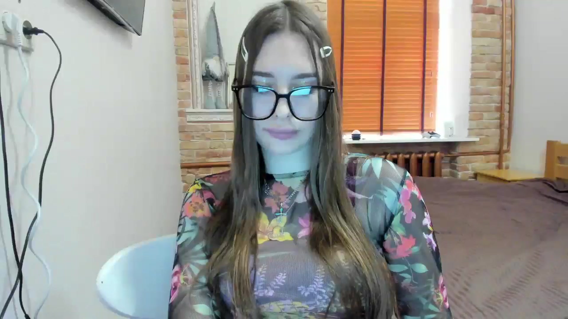 Gallery image thumbnail from DiscoGirl's myfreecams stream on, 04/04/2025, 14:25 image 15 of 20