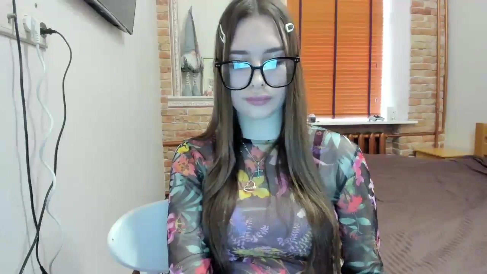 Gallery image thumbnail from DiscoGirl's myfreecams stream on, 04/04/2025, 14:25 image 2 of 20
