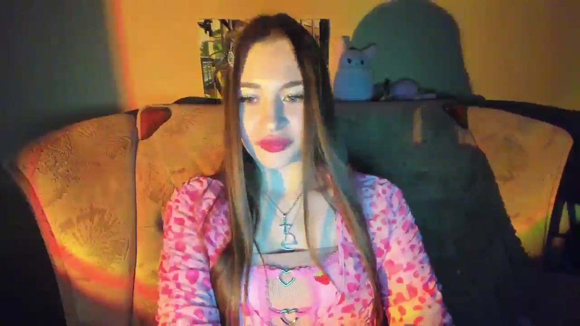 Gallery image thumbnail from DiscoGirl's myfreecams stream on, 04/06/2025, 16:44 image 16 of 20