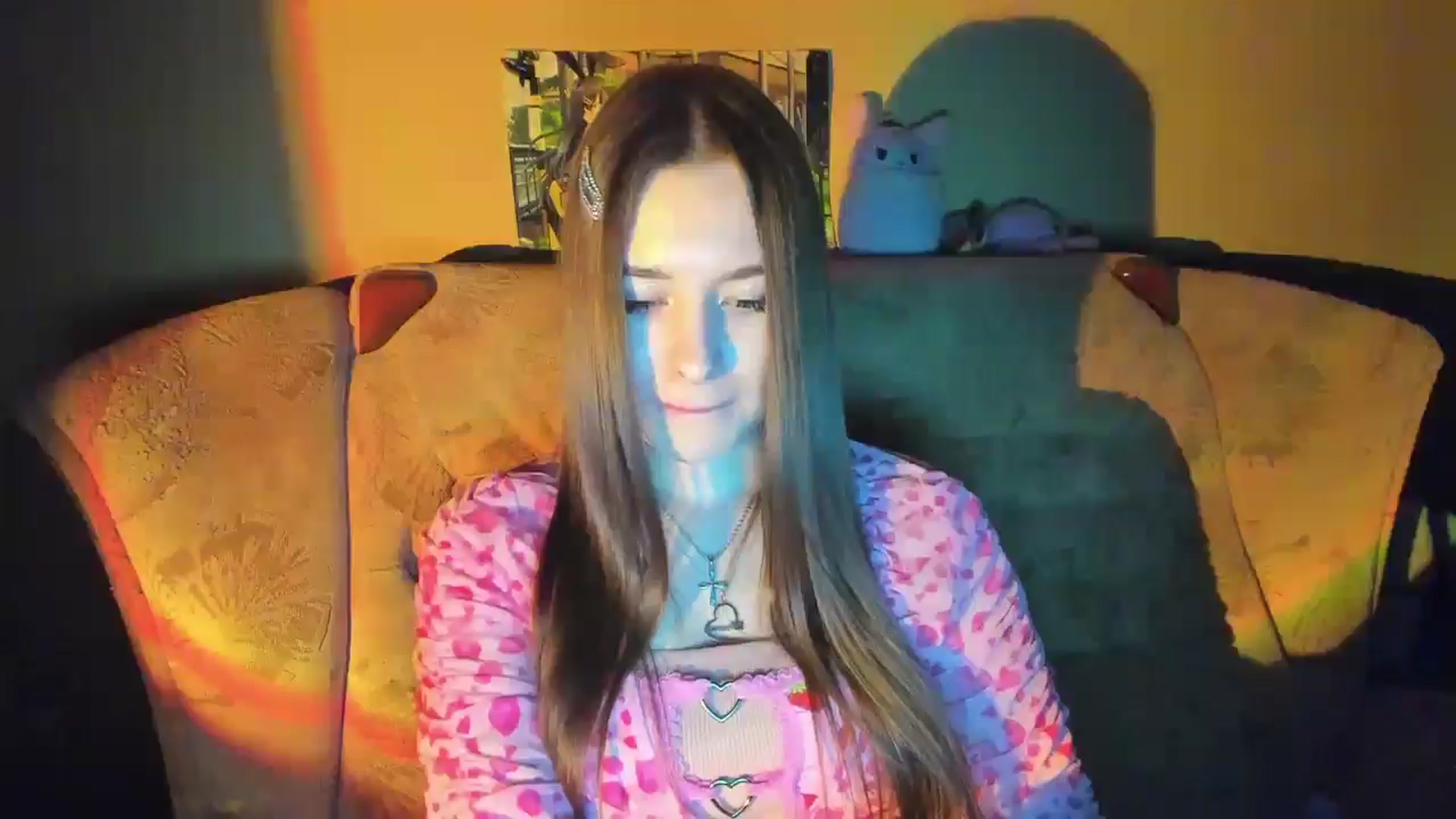 Gallery image thumbnail from DiscoGirl's myfreecams stream on, 04/06/2025, 17:28 image 18 of 20