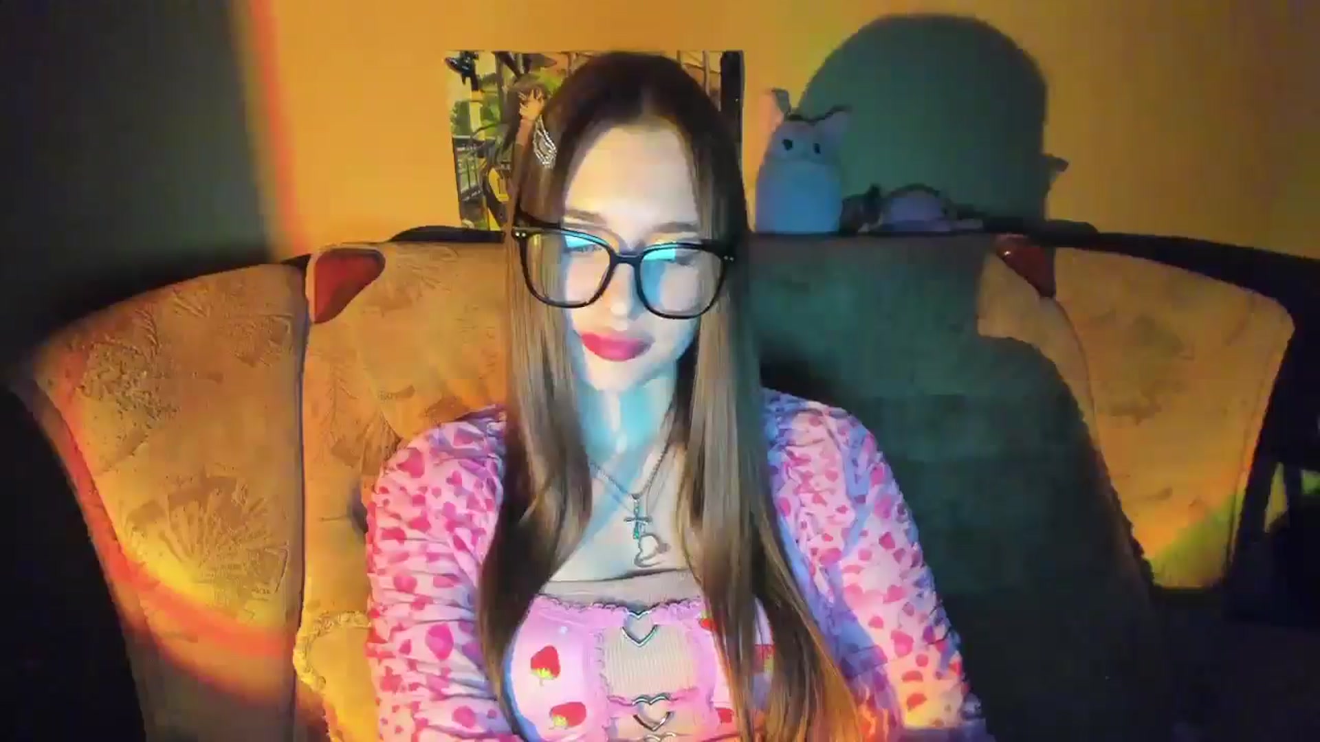 Gallery image thumbnail from DiscoGirl's myfreecams stream on, 04/06/2025, 18:00 image 19 of 20