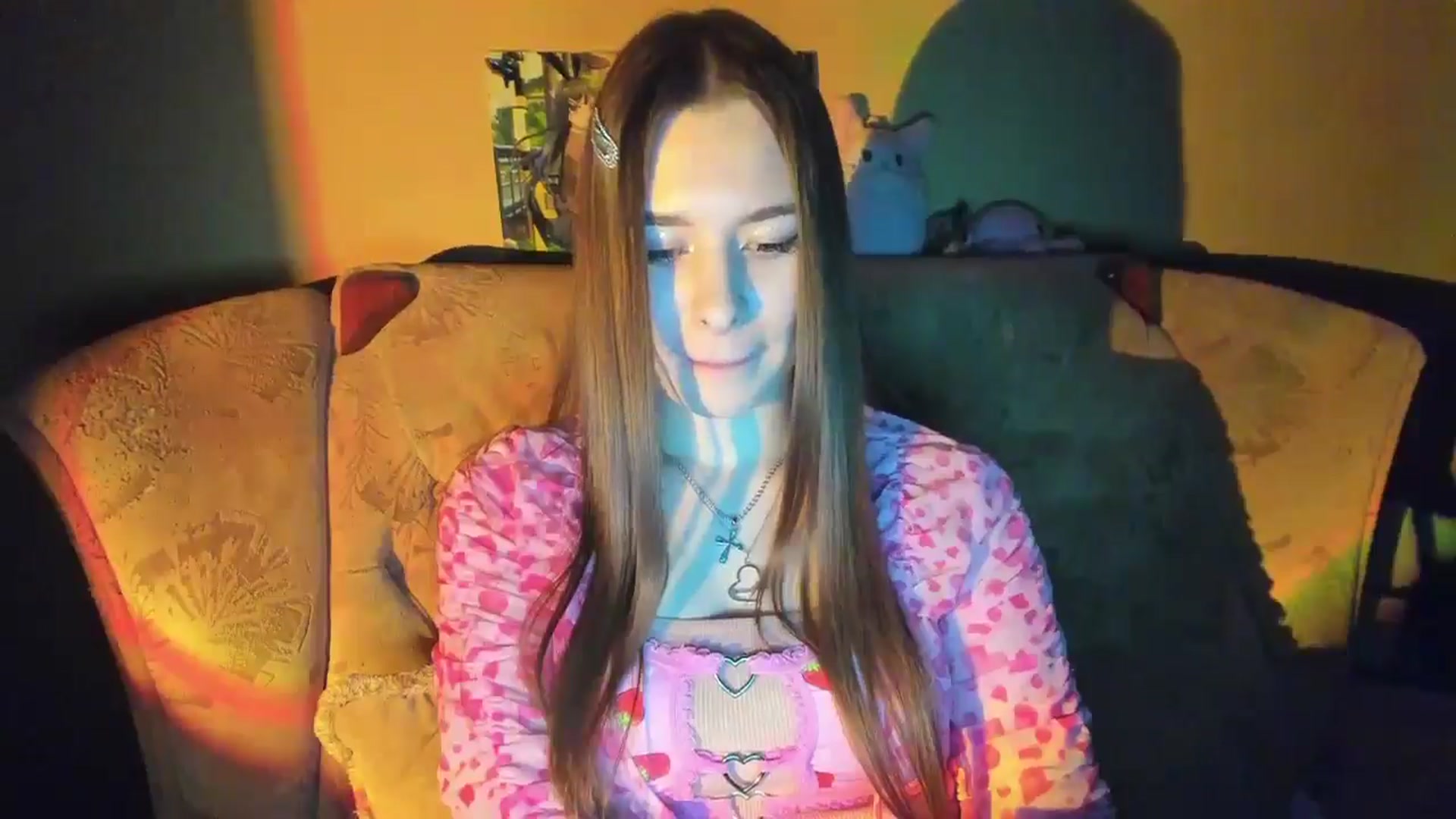 Gallery image thumbnail from DiscoGirl's myfreecams stream on, 04/06/2025, 18:00 image 12 of 20