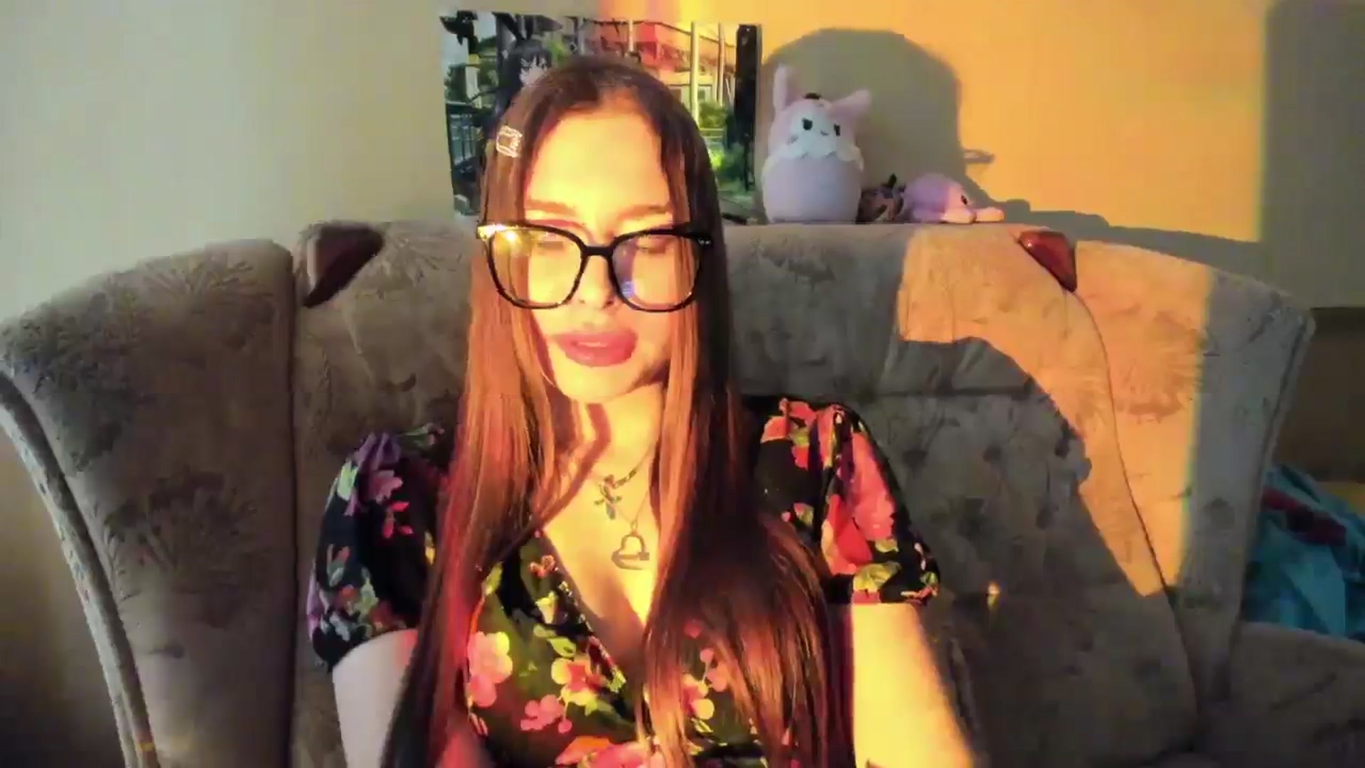 Gallery image thumbnail from DiscoGirl's myfreecams stream on, 04/07/2025, 16:57 image 4 of 20