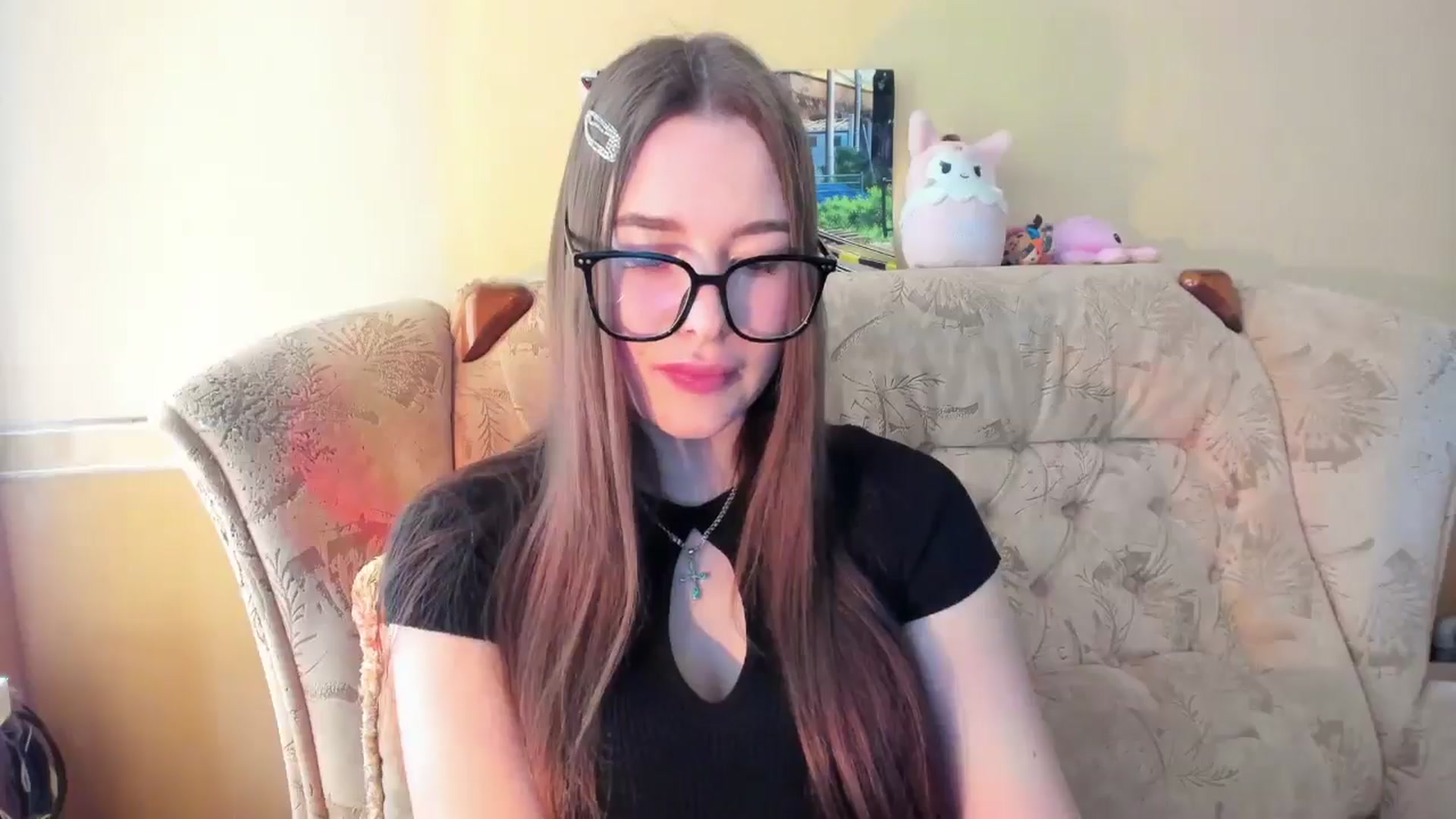 Gallery image thumbnail from DiscoGirl's myfreecams stream on, 04/09/2025, 12:20 image 18 of 20