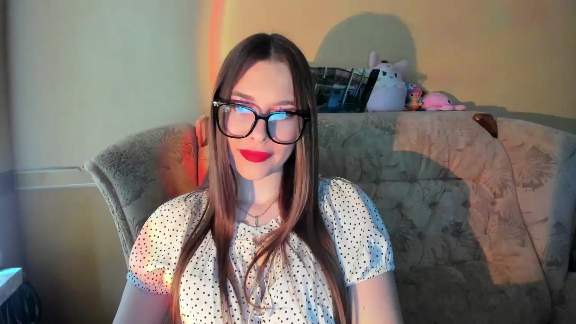 Gallery image thumbnail from DiscoGirl's myfreecams stream on, 04/14/2025, 15:33 image 14 of 20