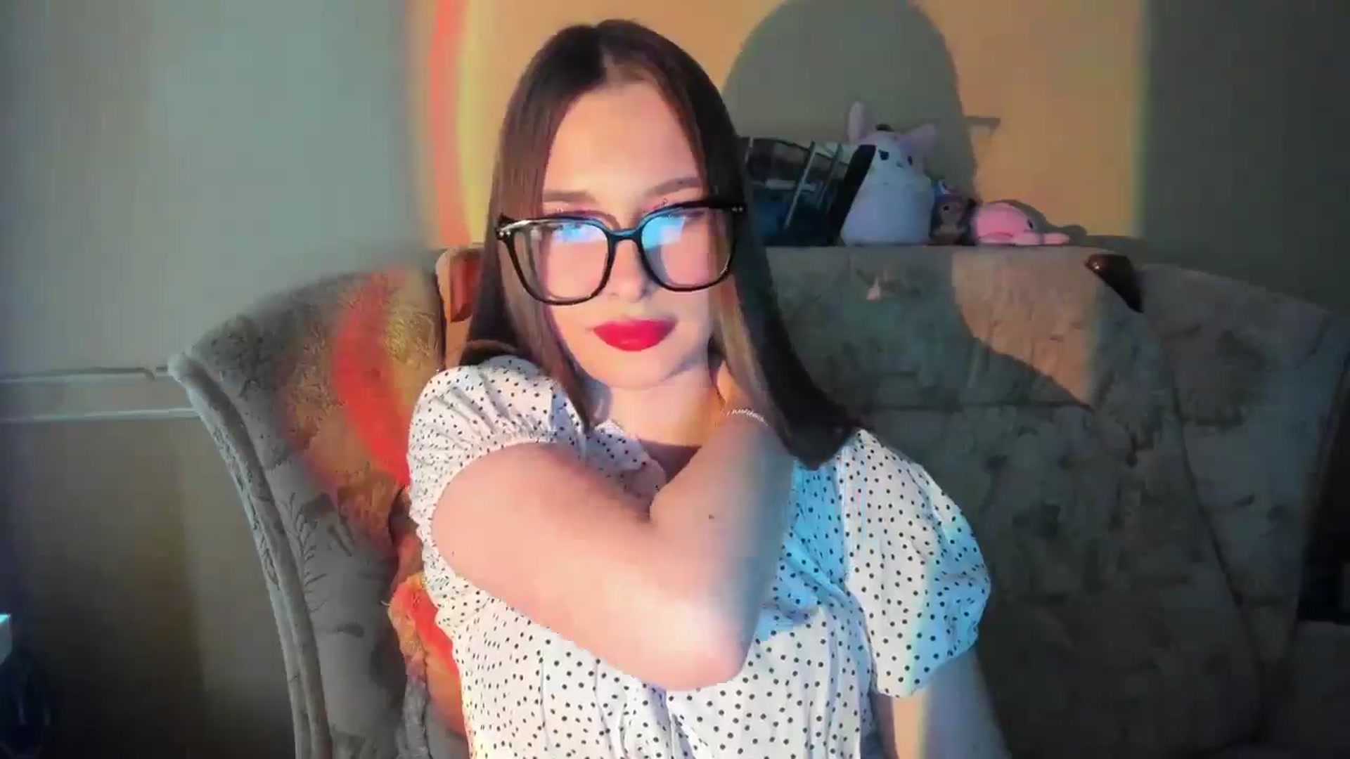 Gallery image thumbnail from DiscoGirl's myfreecams stream on, 04/14/2025, 16:34 image 7 of 20