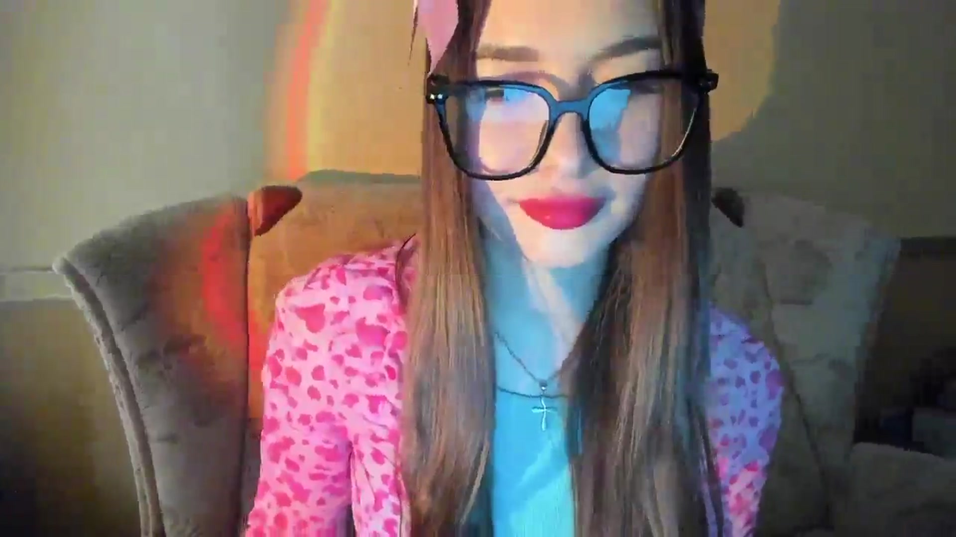 Gallery image thumbnail from DiscoGirl's myfreecams stream on, 04/16/2025, 16:45 image 9 of 20