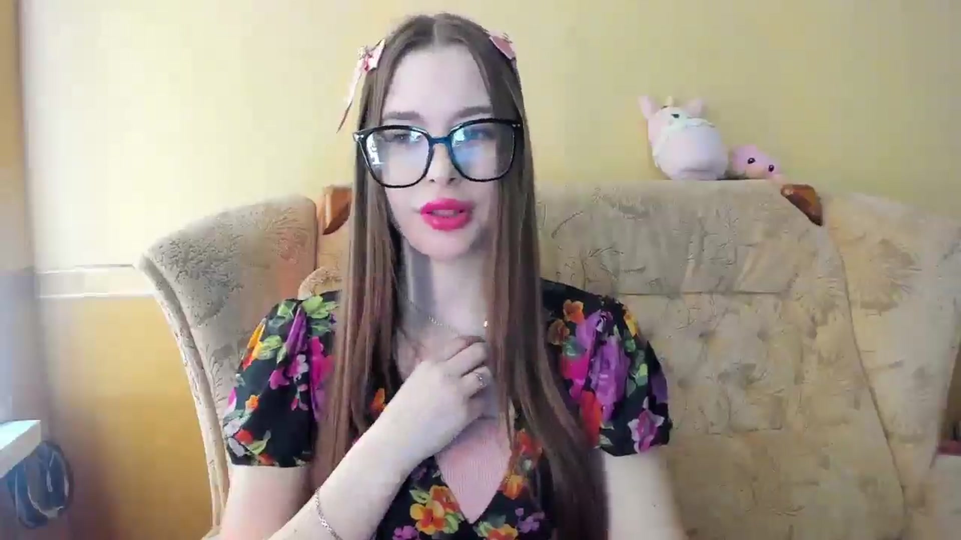 Gallery image thumbnail from DiscoGirl's myfreecams stream on, 04/17/2025, 11:29 image 10 of 20