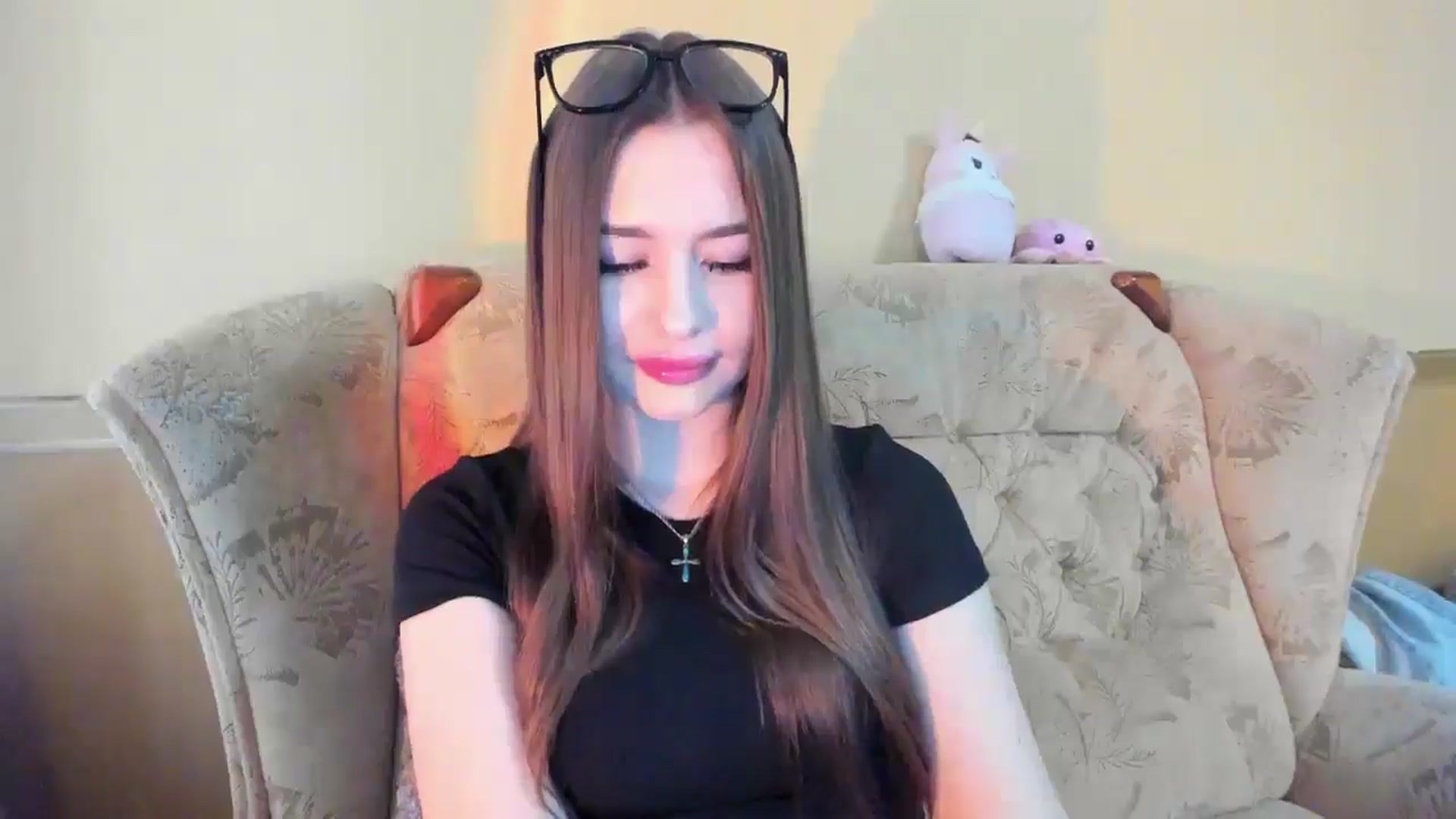 Gallery image thumbnail from DiscoGirl's myfreecams stream on, 04/19/2025, 09:48 image 14 of 20