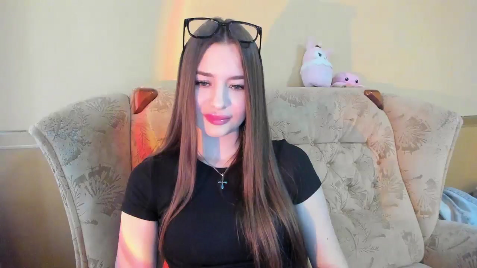 Gallery image thumbnail from DiscoGirl's myfreecams stream on, 04/19/2025, 09:48 image 17 of 20