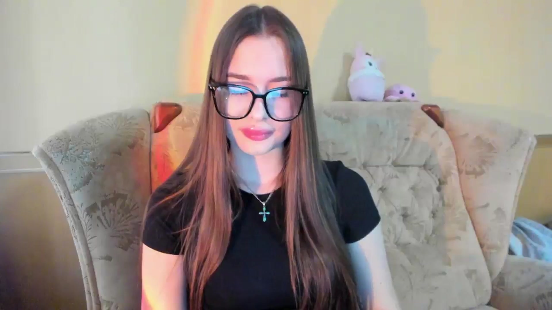 Gallery image thumbnail from DiscoGirl's myfreecams stream on, 04/19/2025, 09:48 image 4 of 20