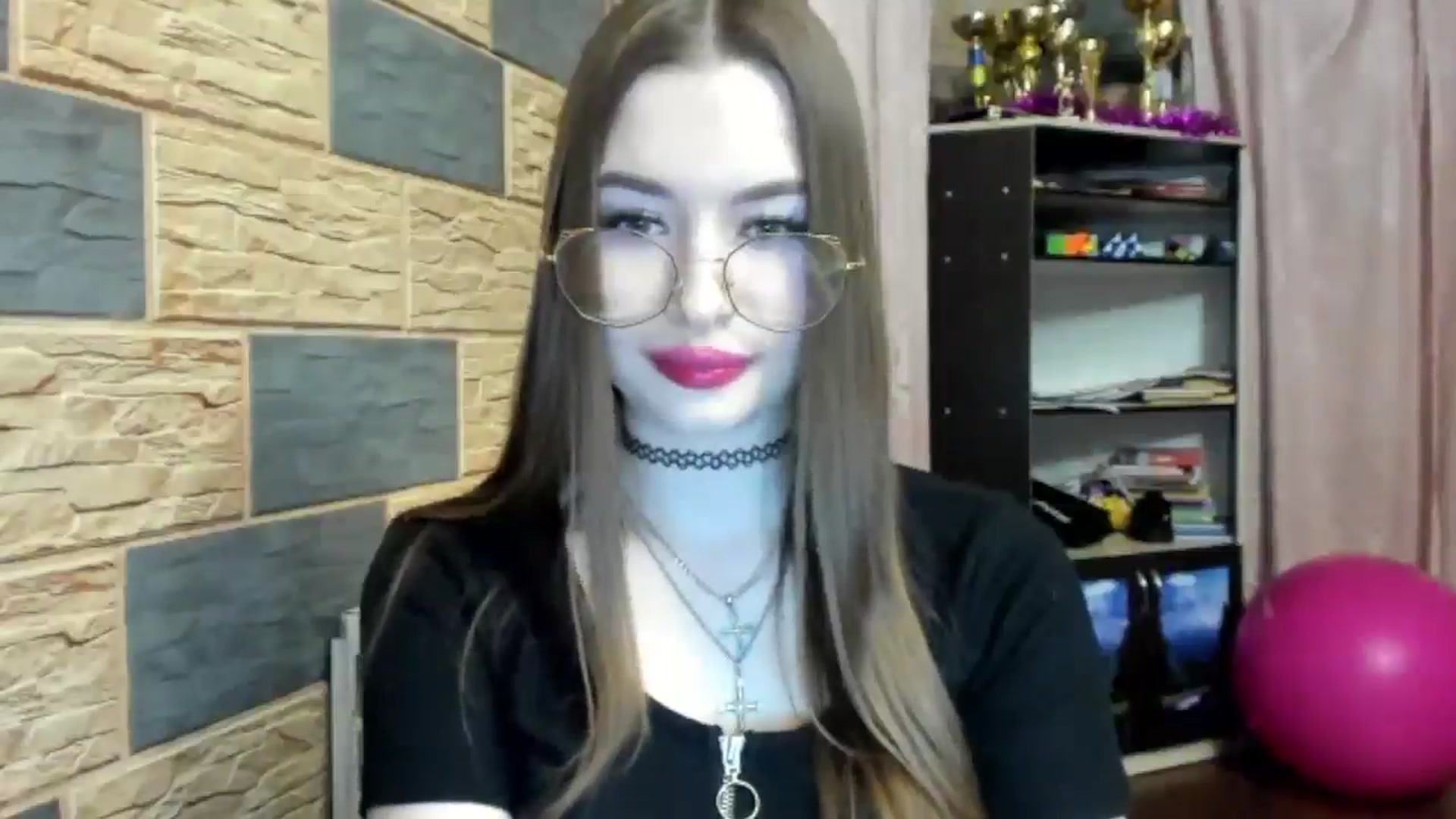 Gallery image thumbnail from DiscoGirl's myfreecams stream on, 04/21/2025, 20:14 image 10 of 20