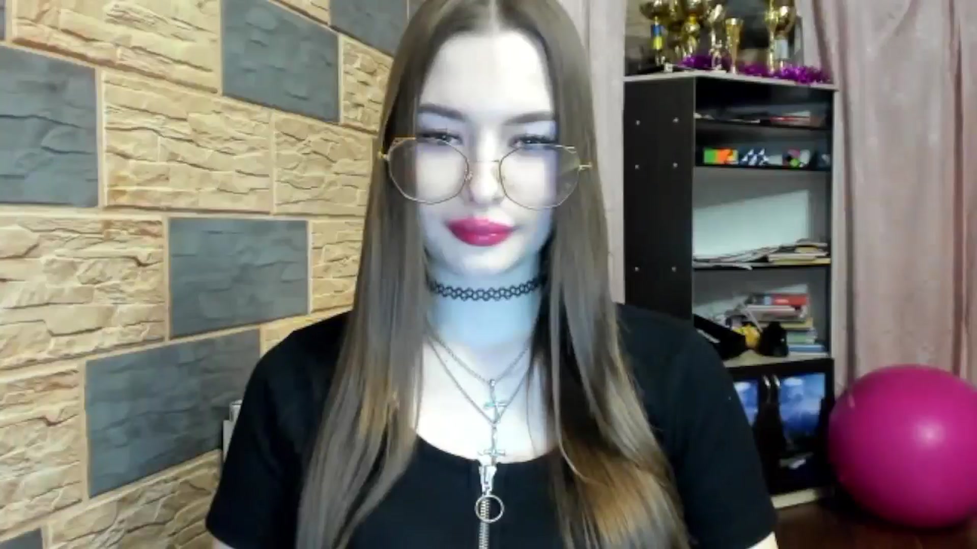 Gallery image thumbnail from DiscoGirl's myfreecams stream on, 04/21/2025, 20:14 image 9 of 20