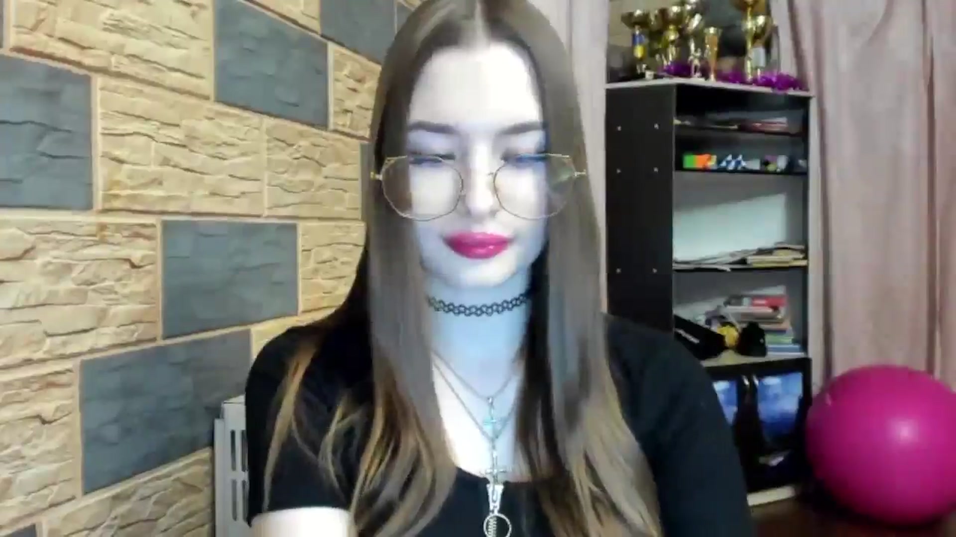 Gallery image thumbnail from DiscoGirl's myfreecams stream on, 04/21/2025, 20:14 image 4 of 20