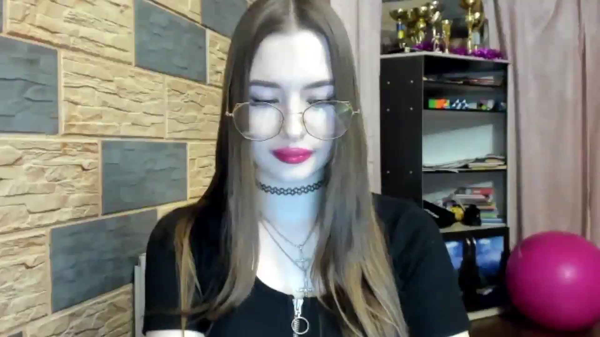 Gallery image thumbnail from DiscoGirl's myfreecams stream on, 04/21/2025, 20:14 image 2 of 20