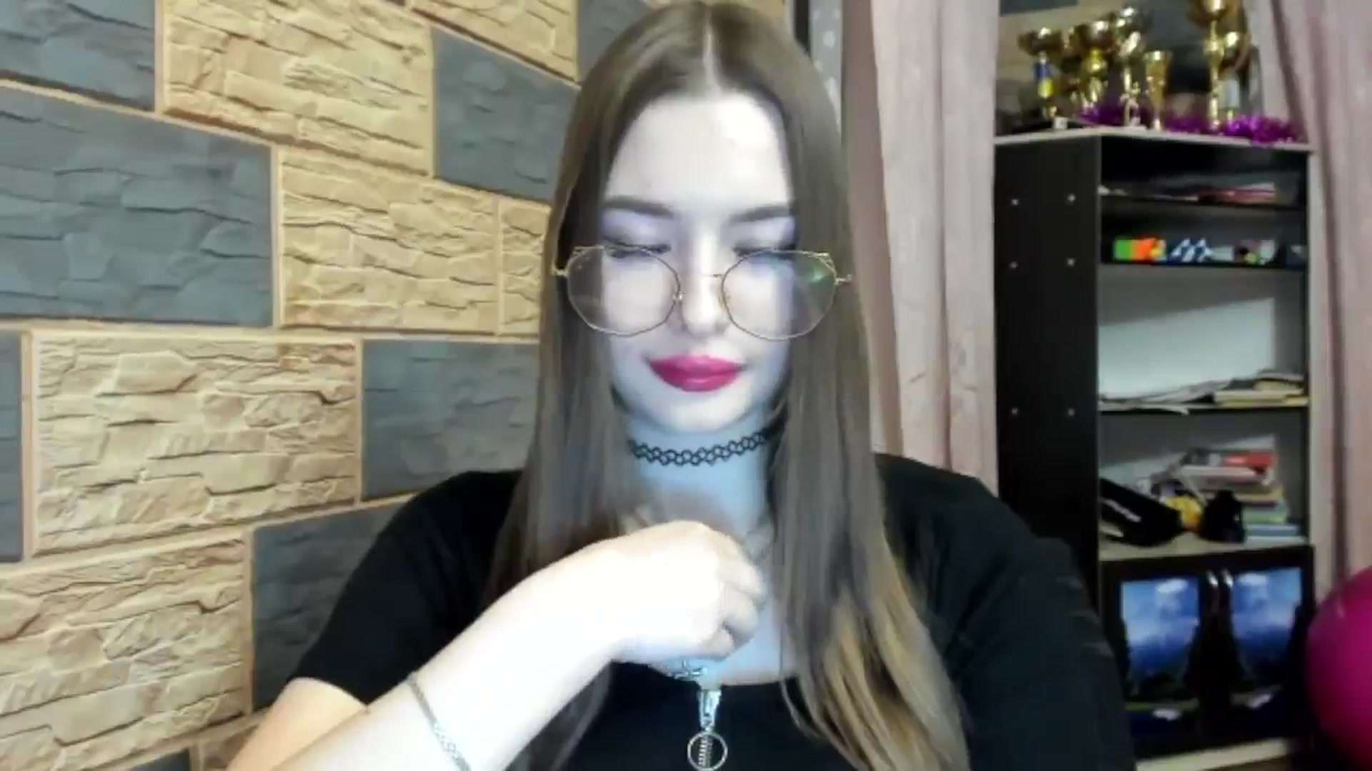 Gallery image thumbnail from DiscoGirl's myfreecams stream on, 04/21/2025, 20:14 image 17 of 20