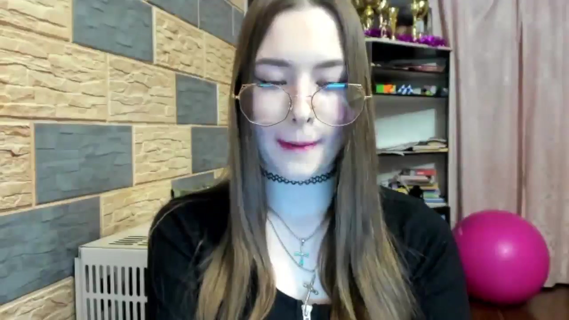 Gallery image thumbnail from DiscoGirl's myfreecams stream on, 04/21/2025, 21:18 image 11 of 20